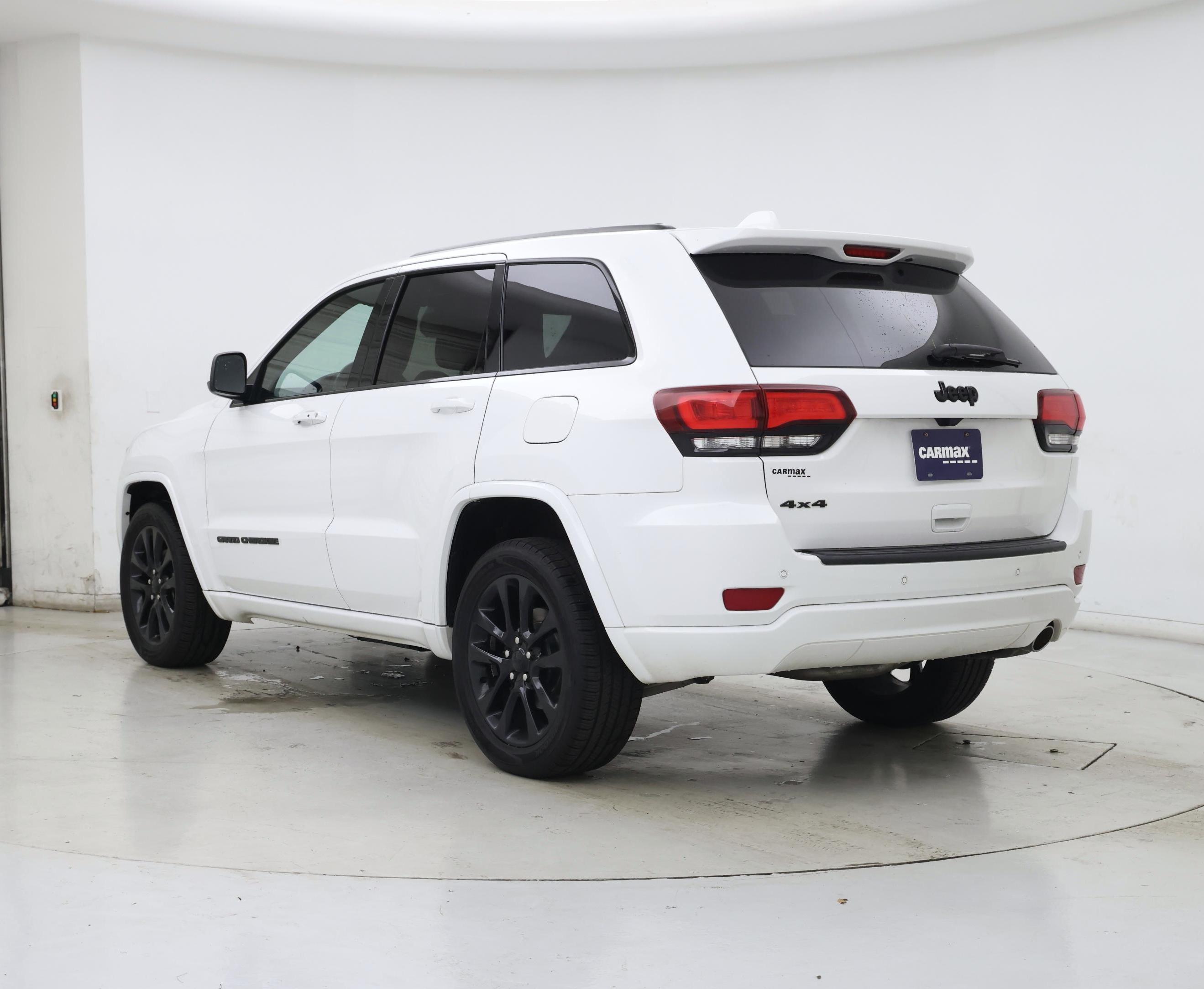 Thumbnail: 2020 Jeep Grand Cherokee - 2