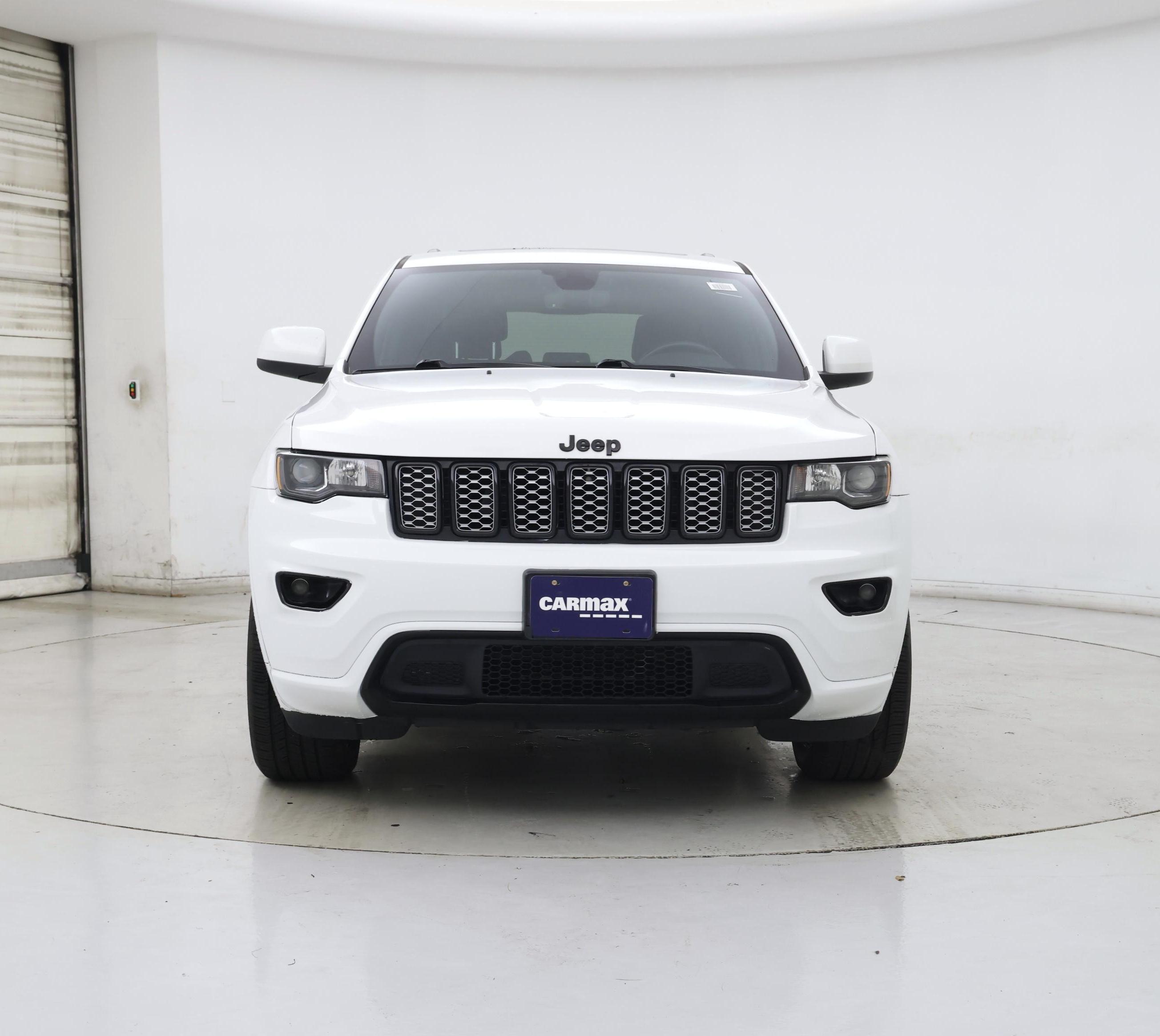Thumbnail: 2020 Jeep Grand Cherokee - 5