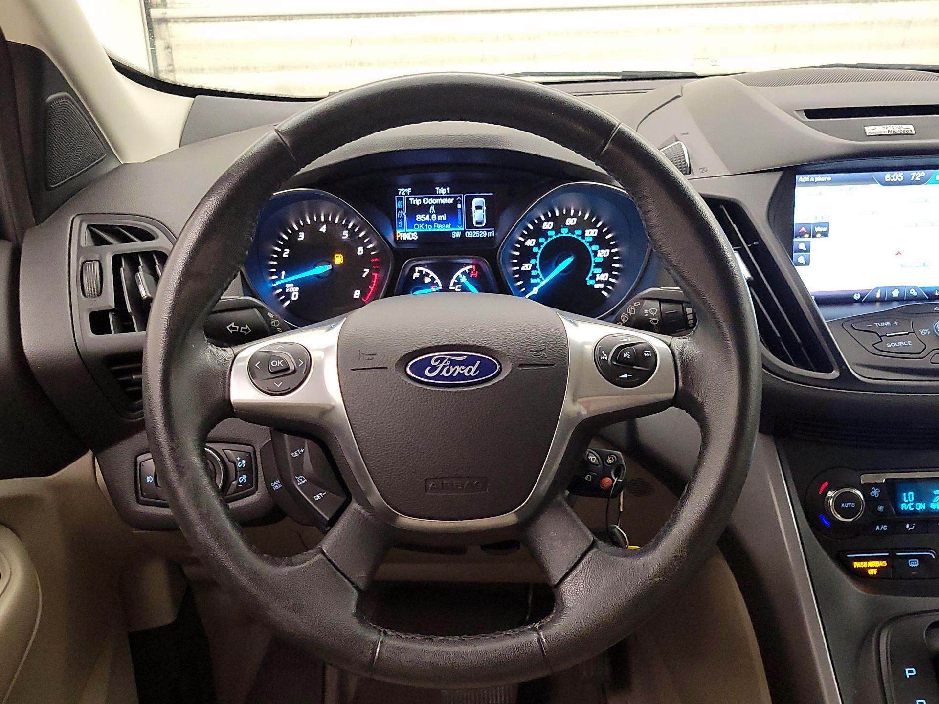 Thumbnail: 2015 Ford Escape - 10