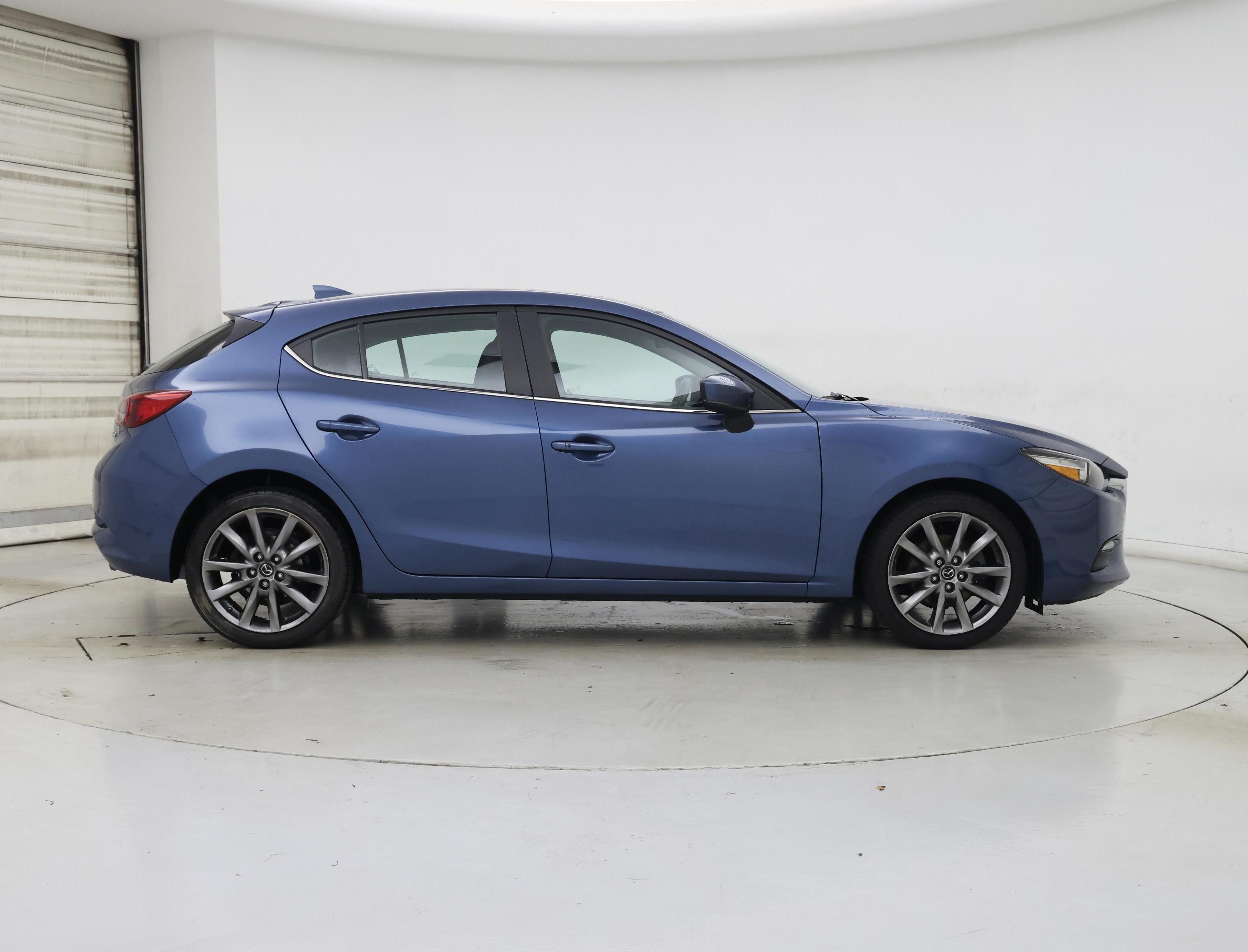 Thumbnail: 2018 Mazda Mazda3 - 7