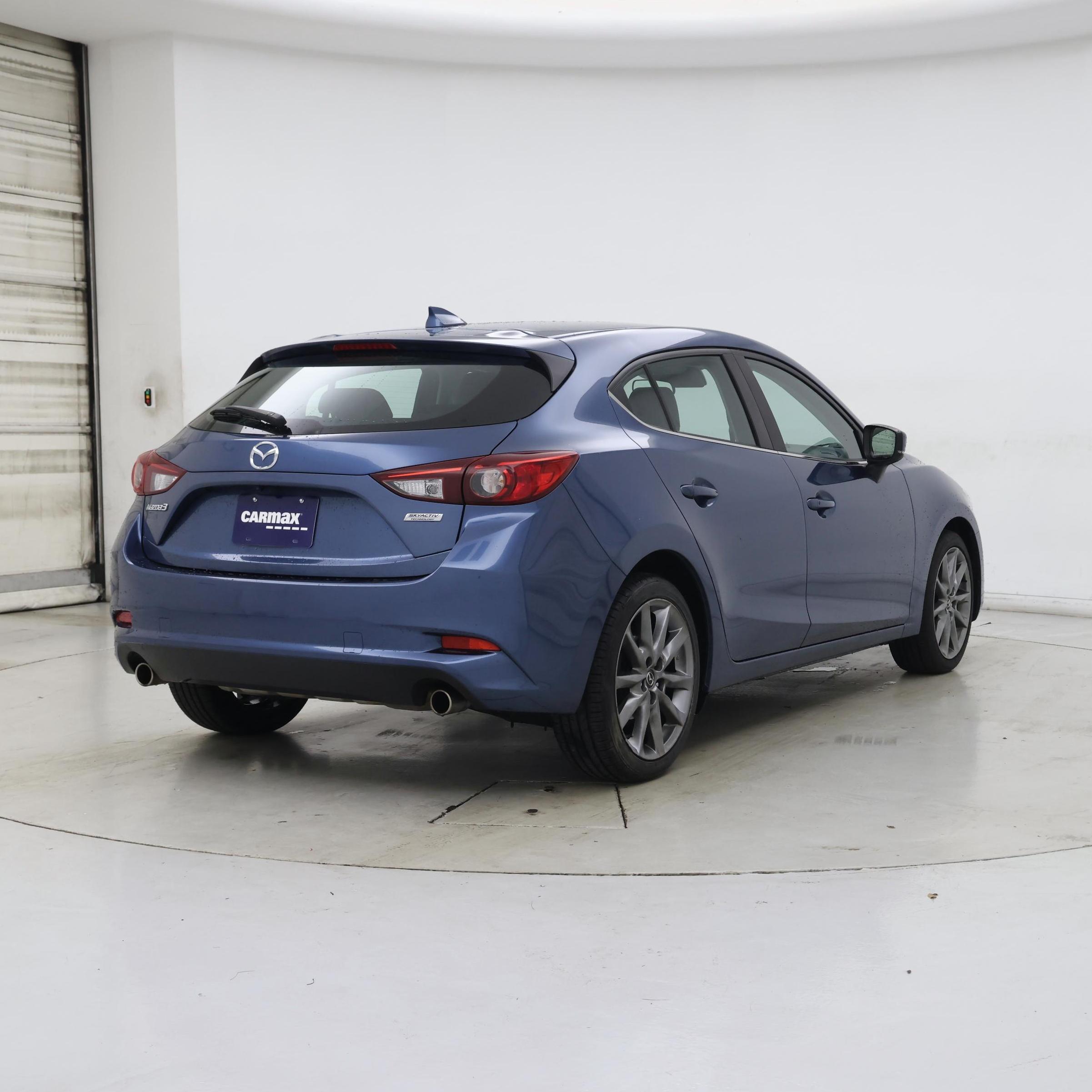 Thumbnail: 2018 Mazda Mazda3 - 8