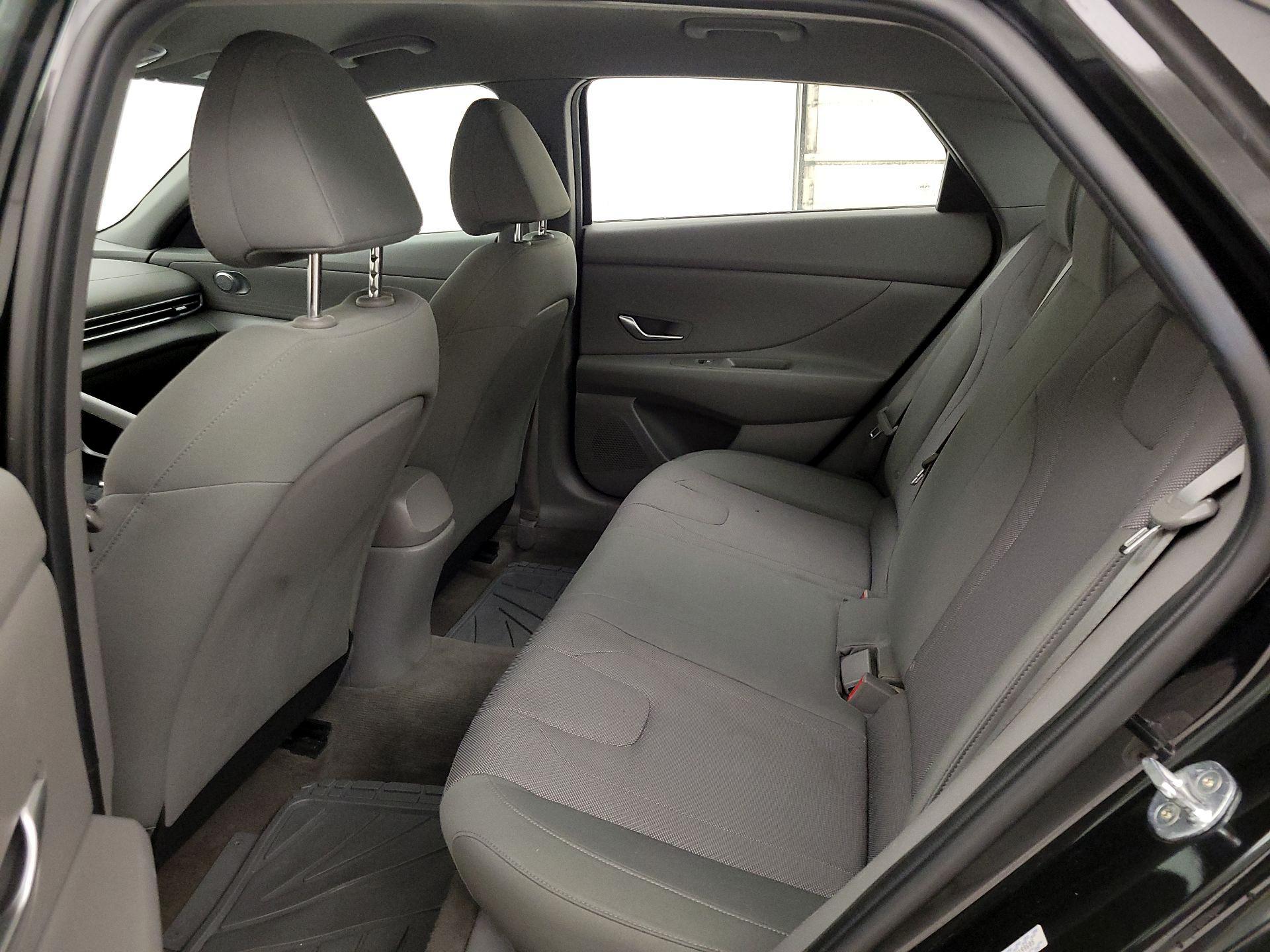 Thumbnail: 2021 Hyundai Elantra - 19