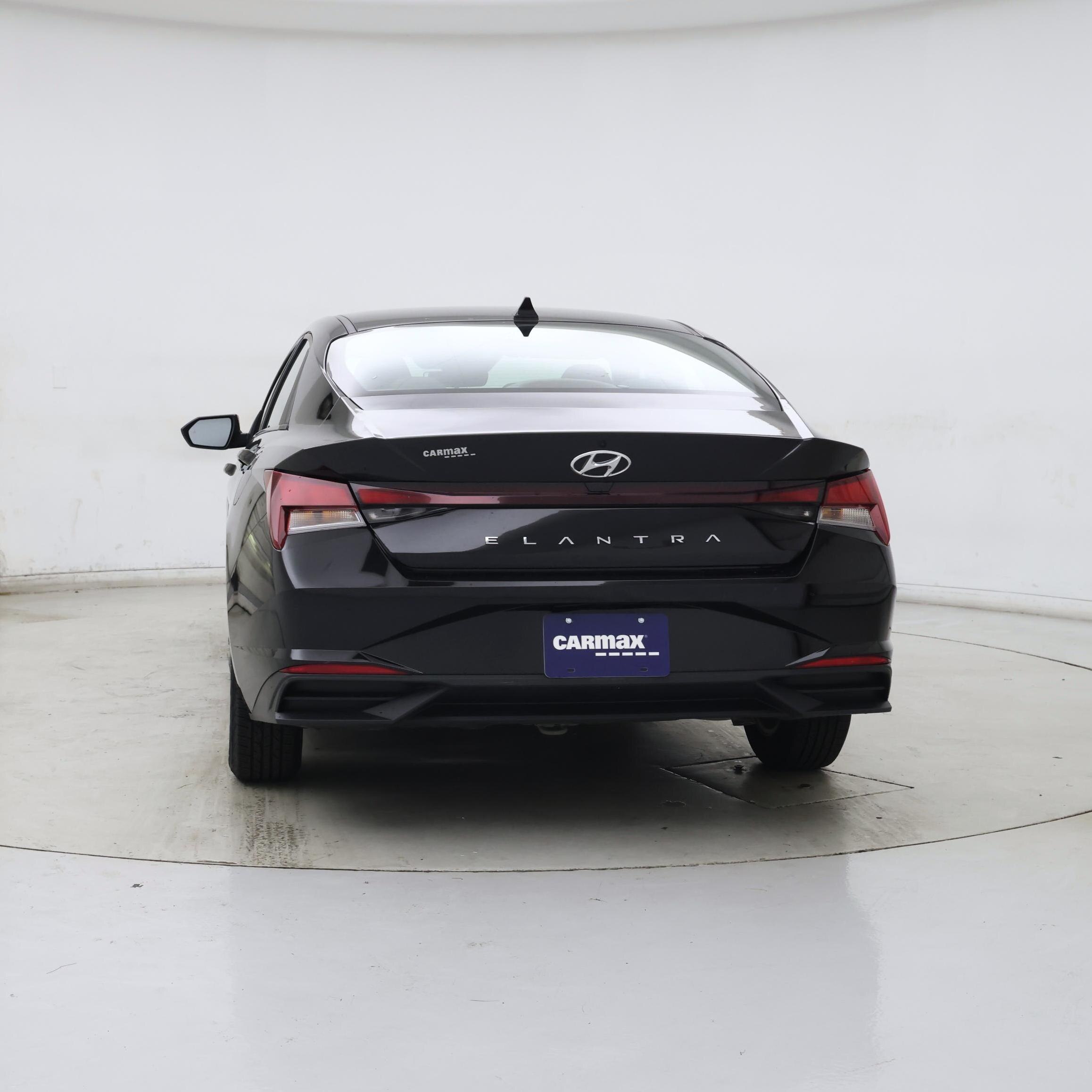 Thumbnail: 2021 Hyundai Elantra - 6