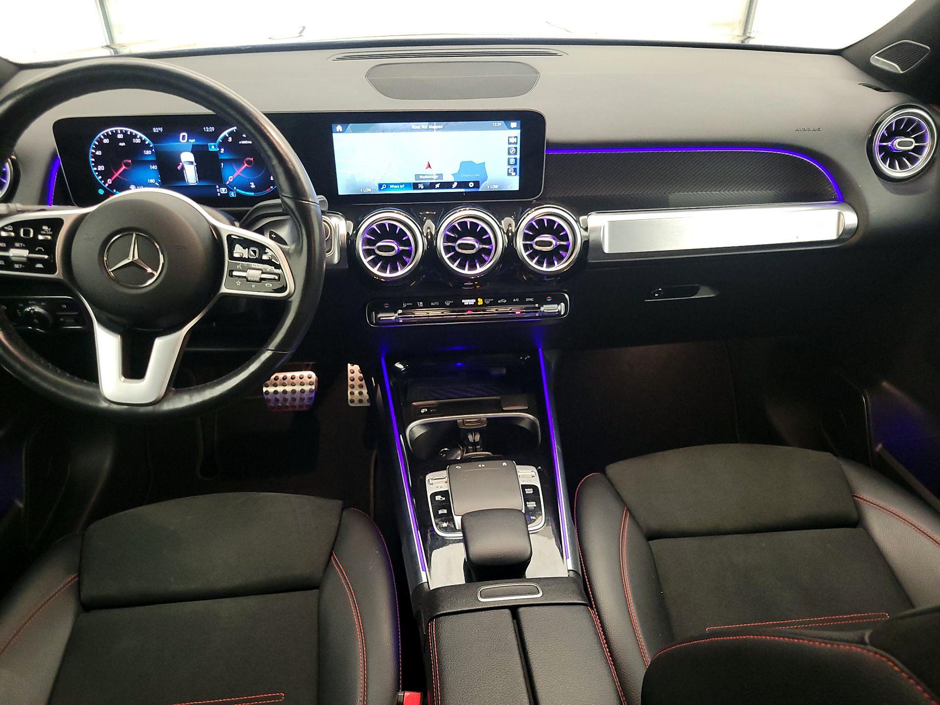 Thumbnail: 2020 Mercedes-Benz GLB - 9