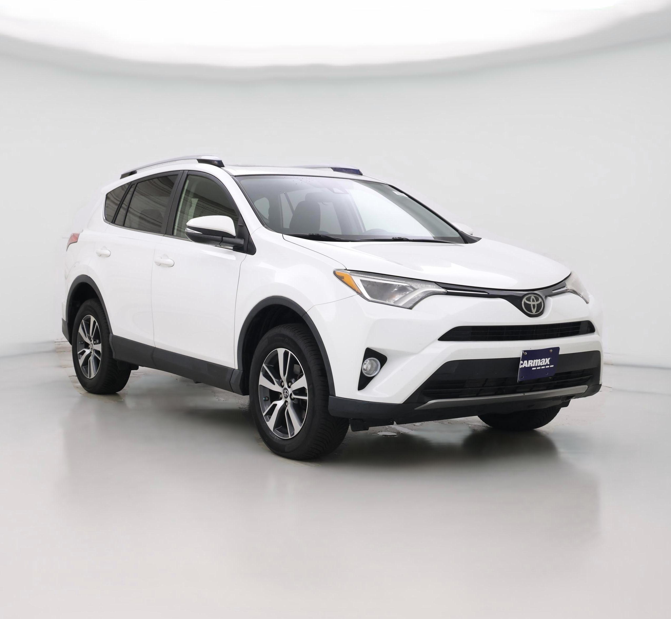 Thumbnail: 2017 Toyota RAV4 - 1