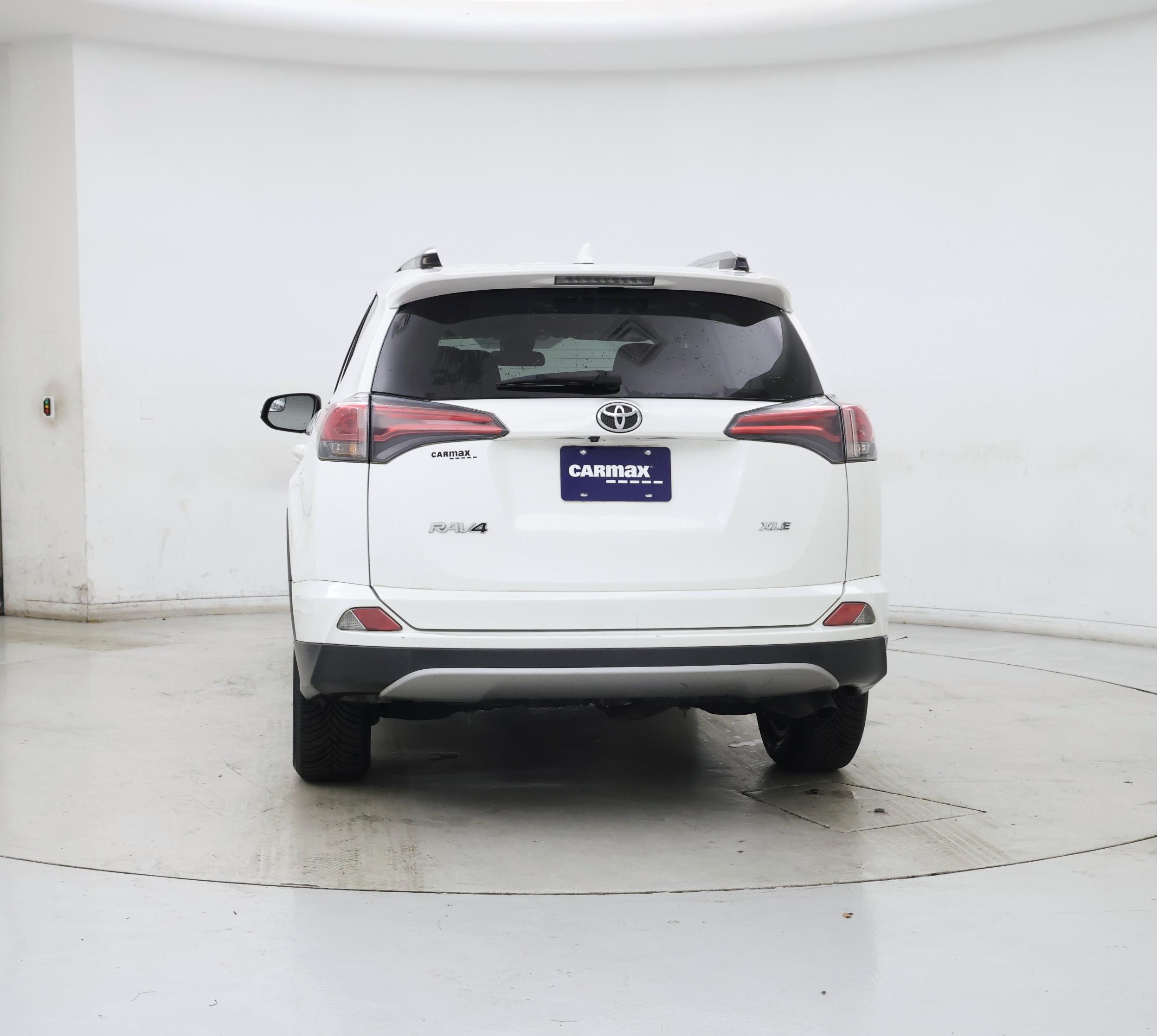 Thumbnail: 2017 Toyota RAV4 - 6