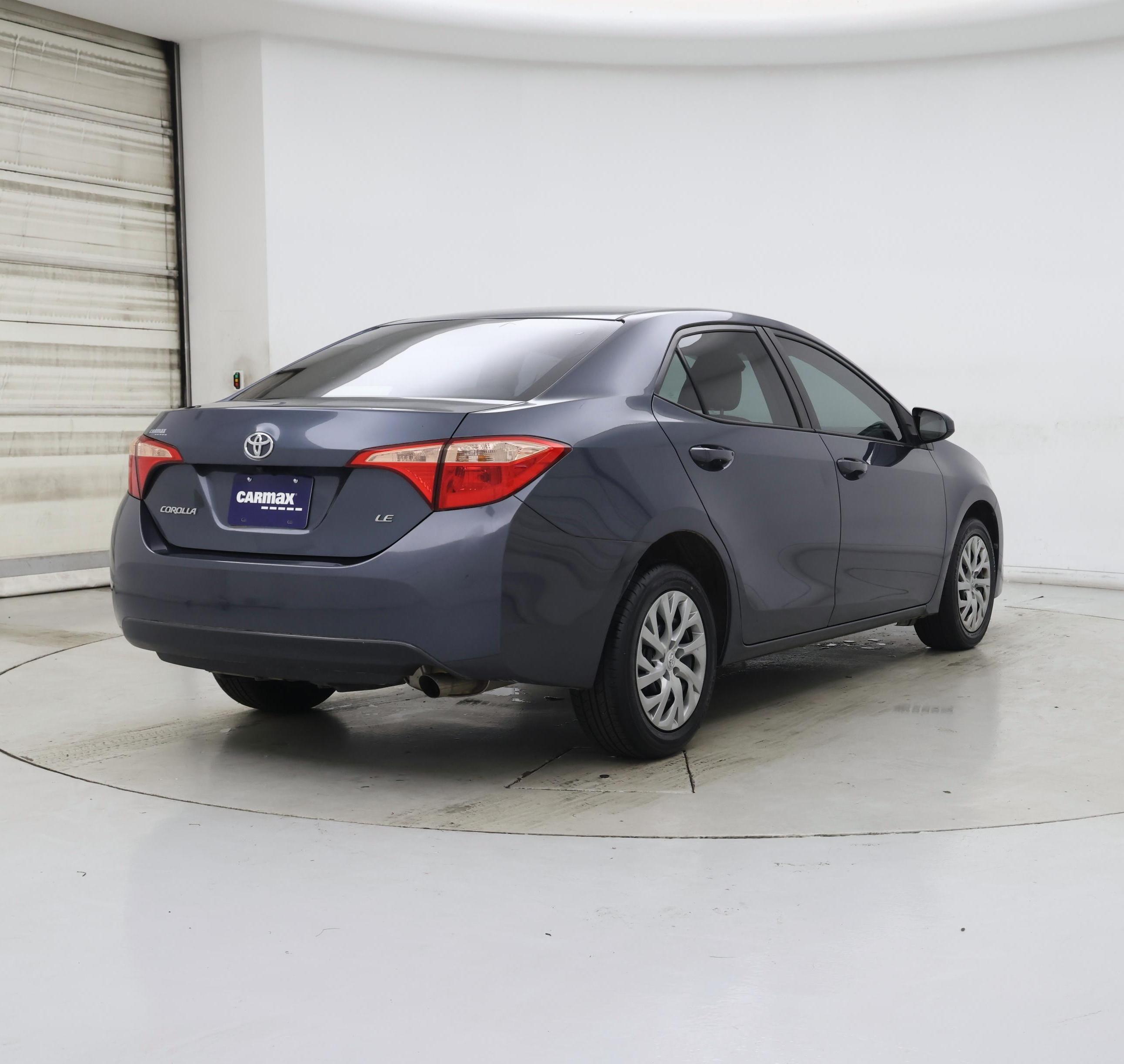 Thumbnail: 2018 Toyota Corolla - 8
