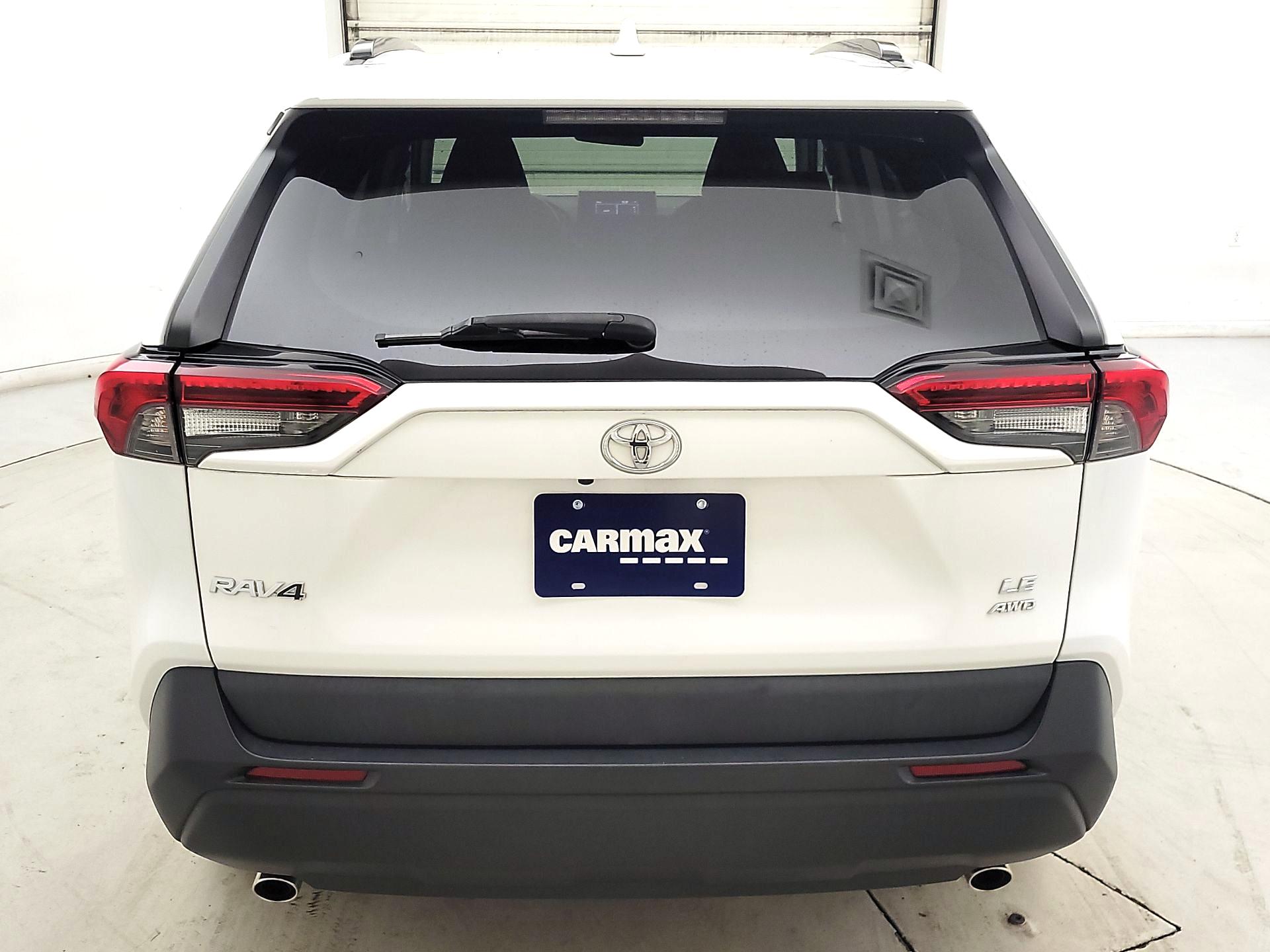 Thumbnail: 2020 Toyota RAV4 - 6