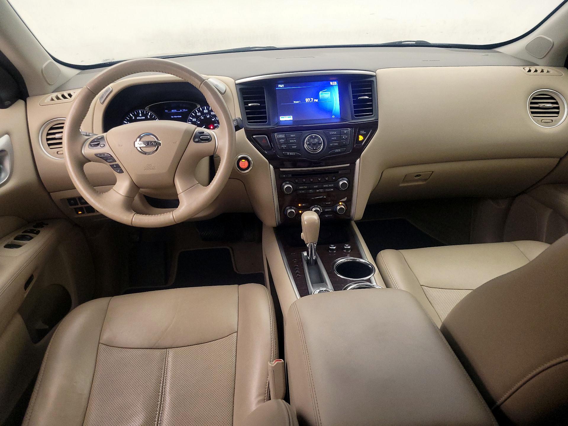 Thumbnail: 2015 Nissan Pathfinder - 9