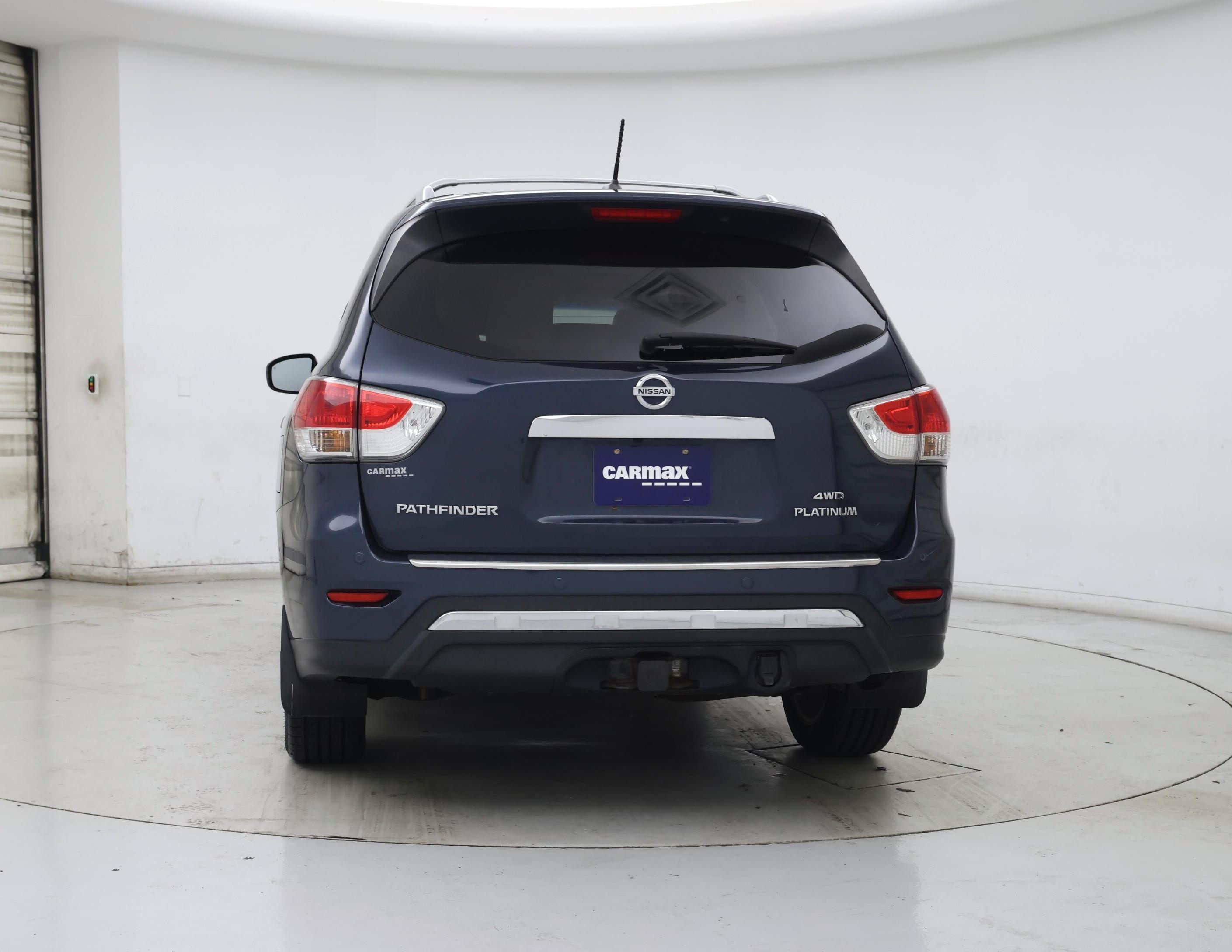 Thumbnail: 2015 Nissan Pathfinder - 6