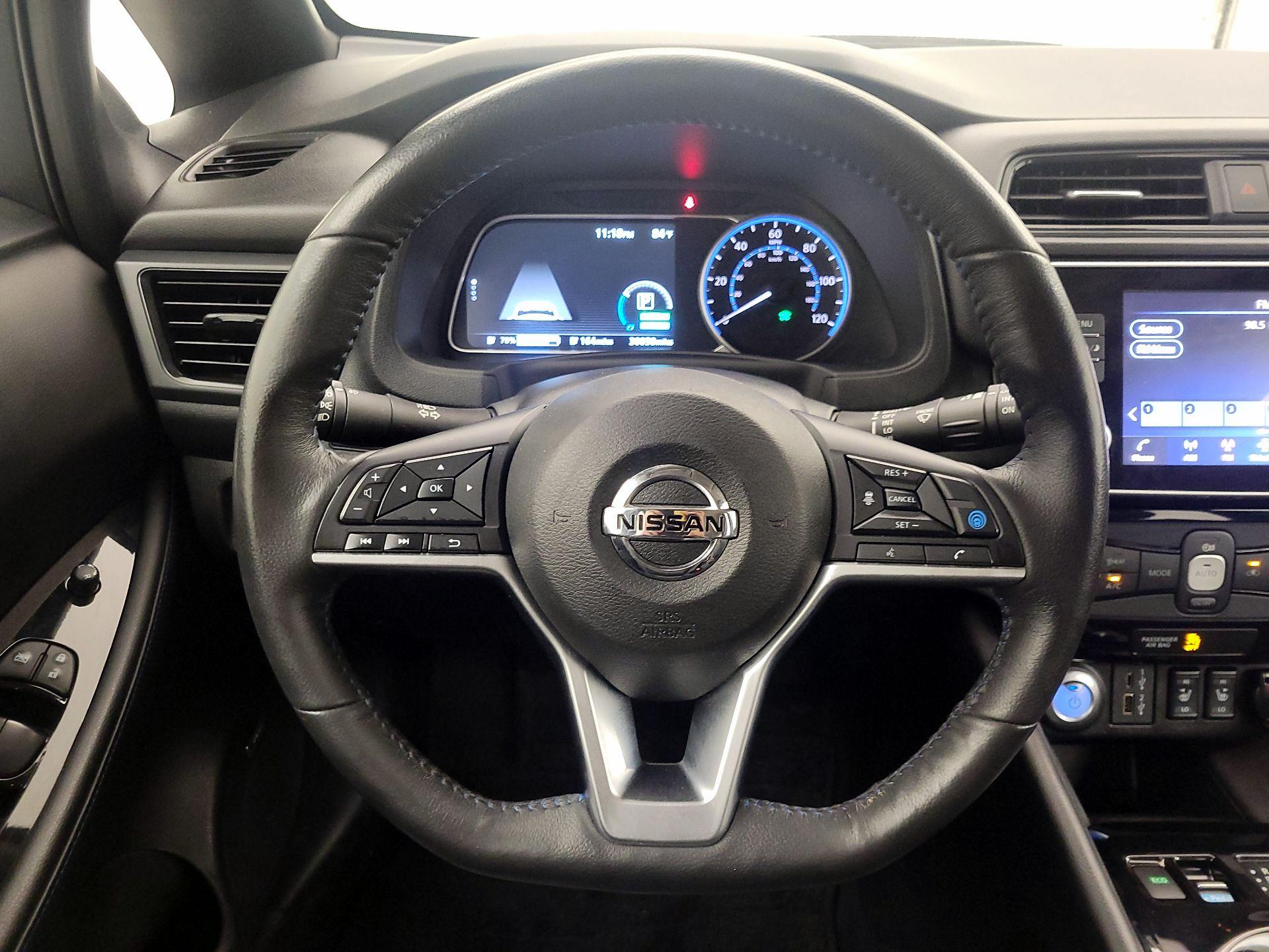 Thumbnail: 2020 Nissan Leaf - 10