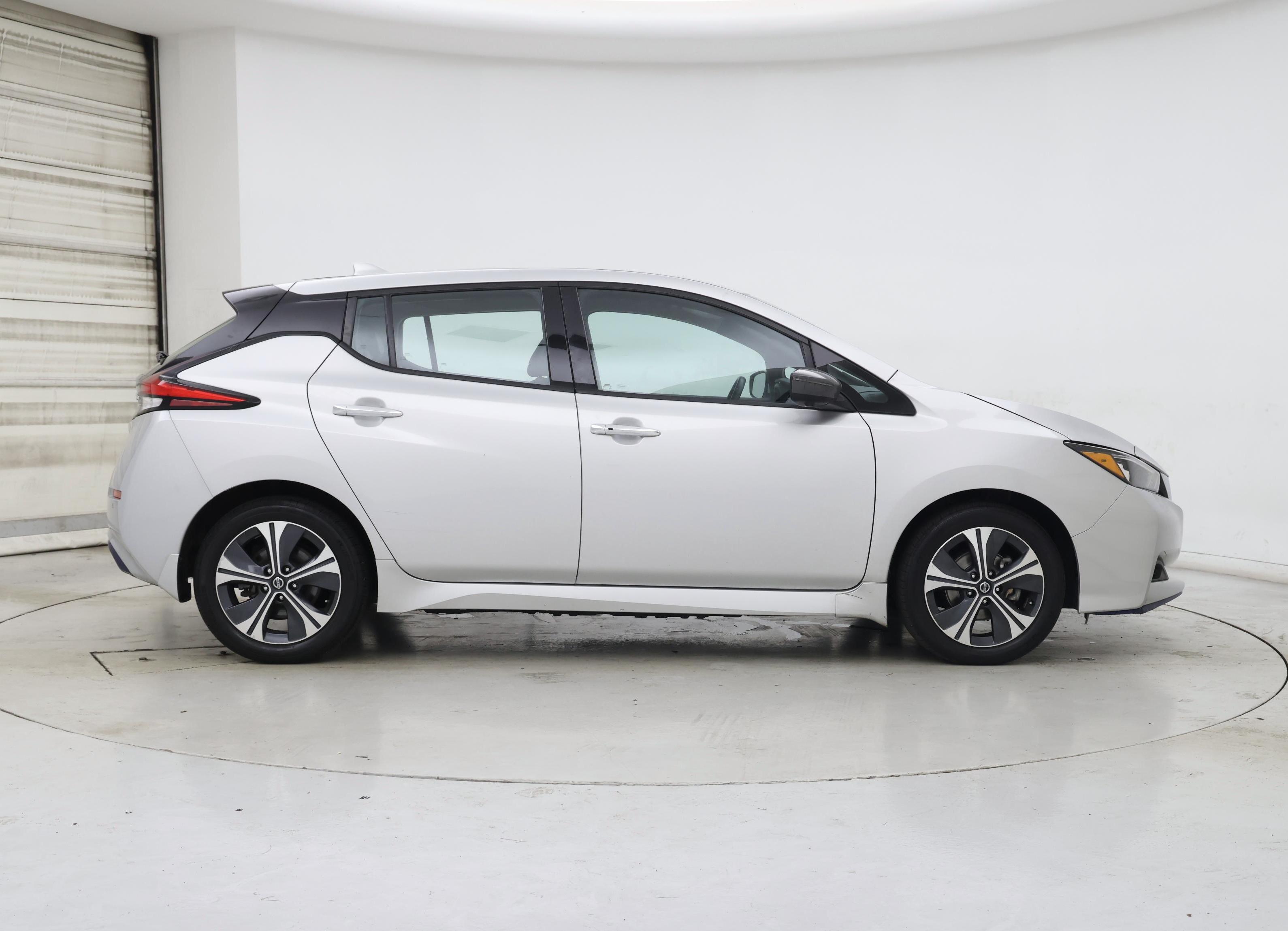 Thumbnail: 2020 Nissan Leaf - 7