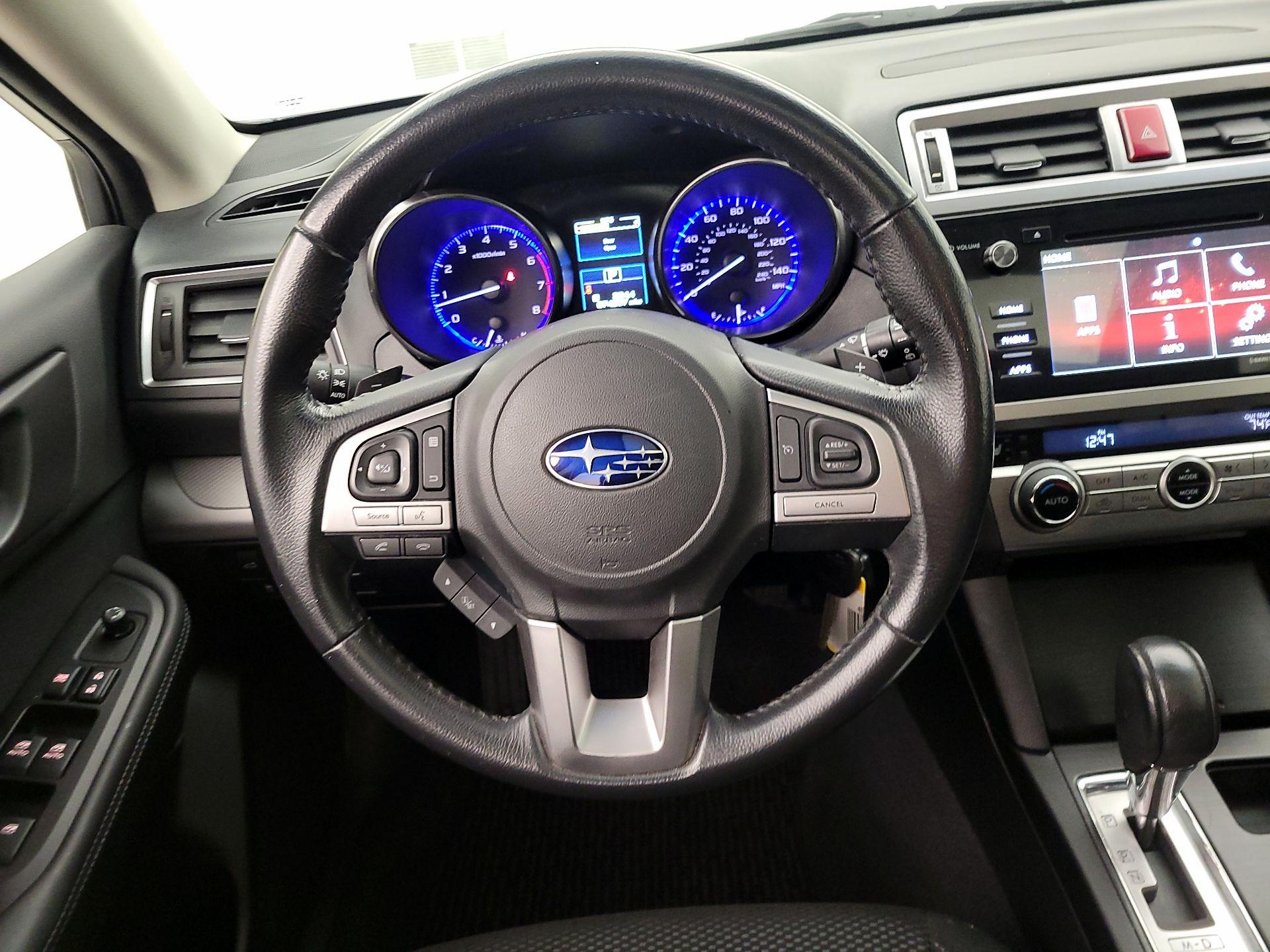 Thumbnail: 2017 Subaru Outback - 10