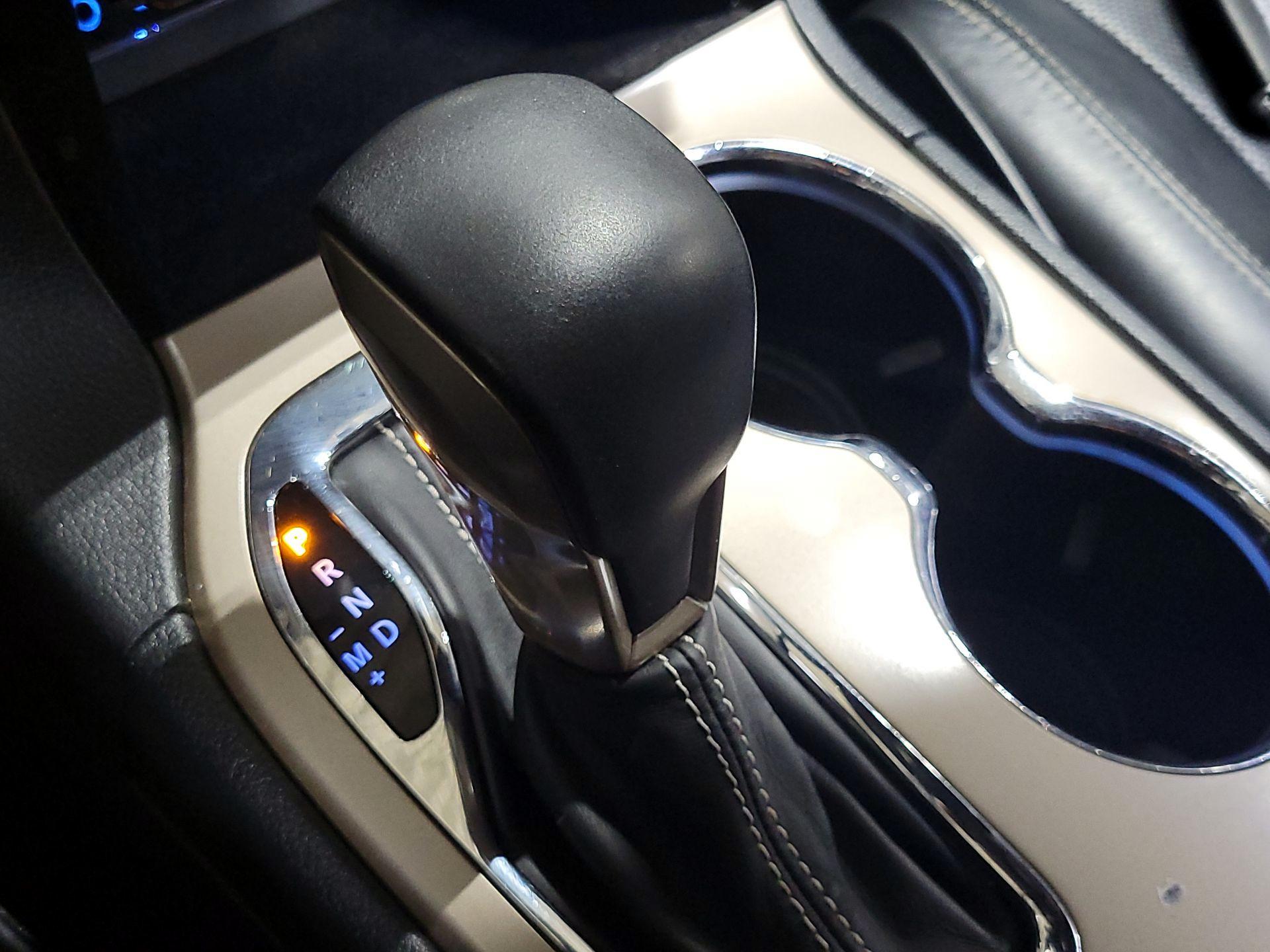 Thumbnail: 2016 Jeep Grand Cherokee - 18