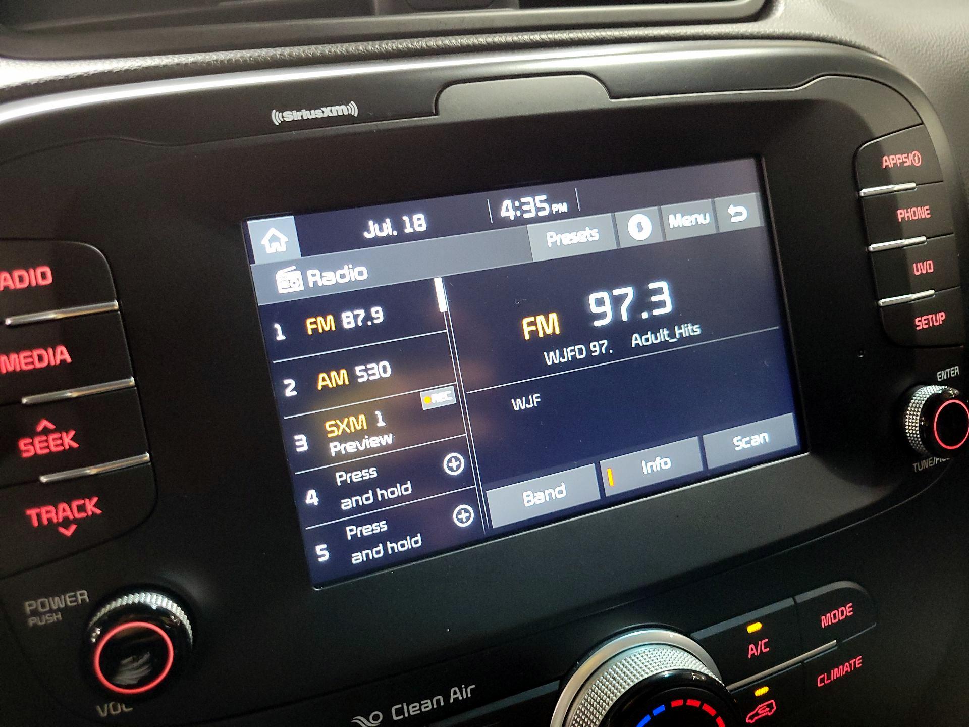 Thumbnail: 2018 Kia Soul - 15