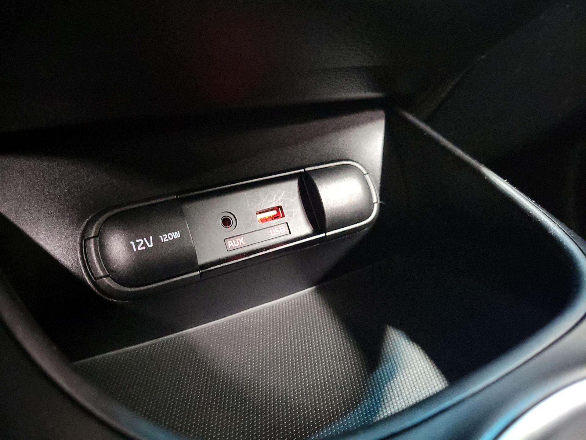 Thumbnail: 2018 Kia Soul - 18
