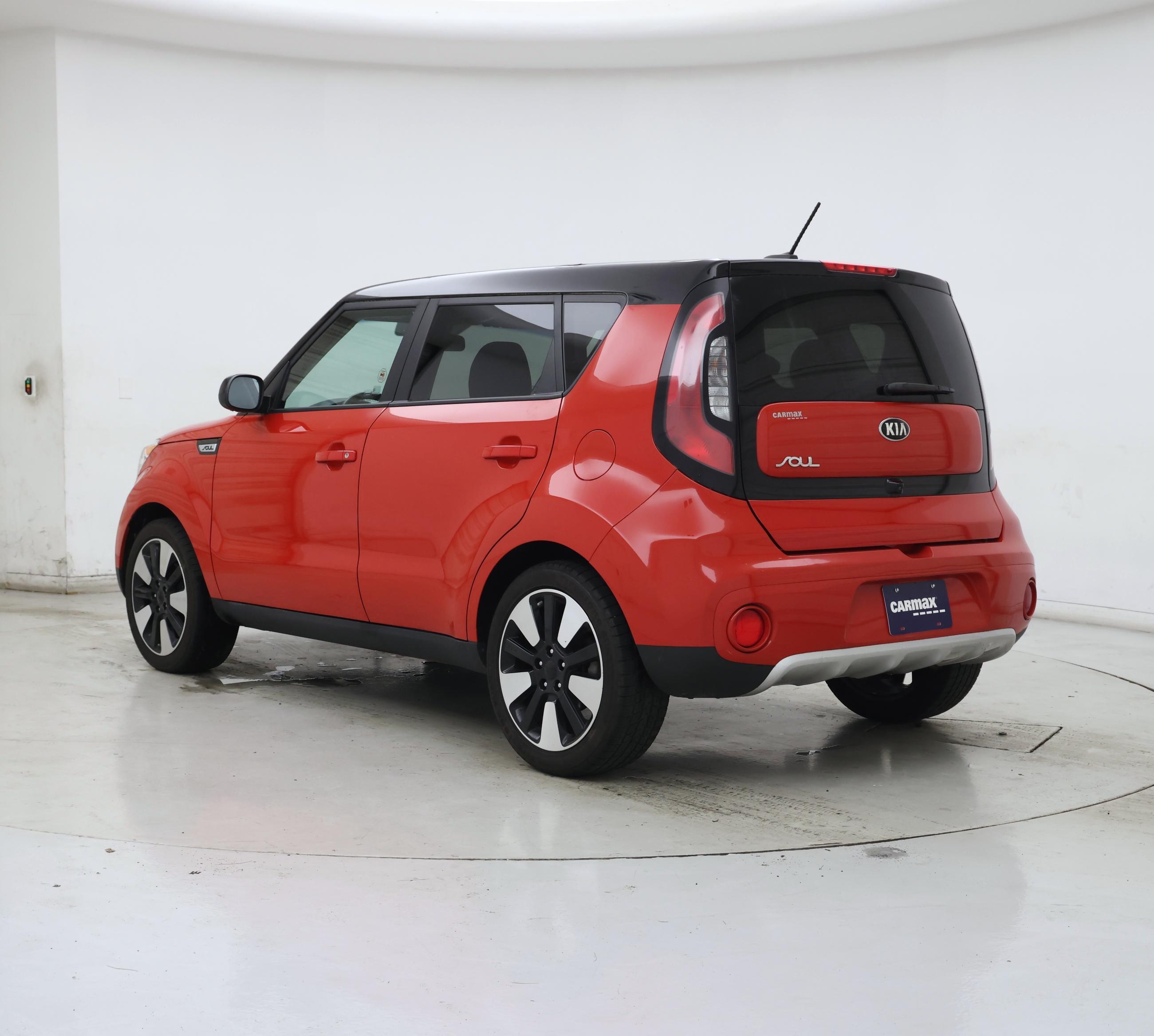 Thumbnail: 2018 Kia Soul - 2