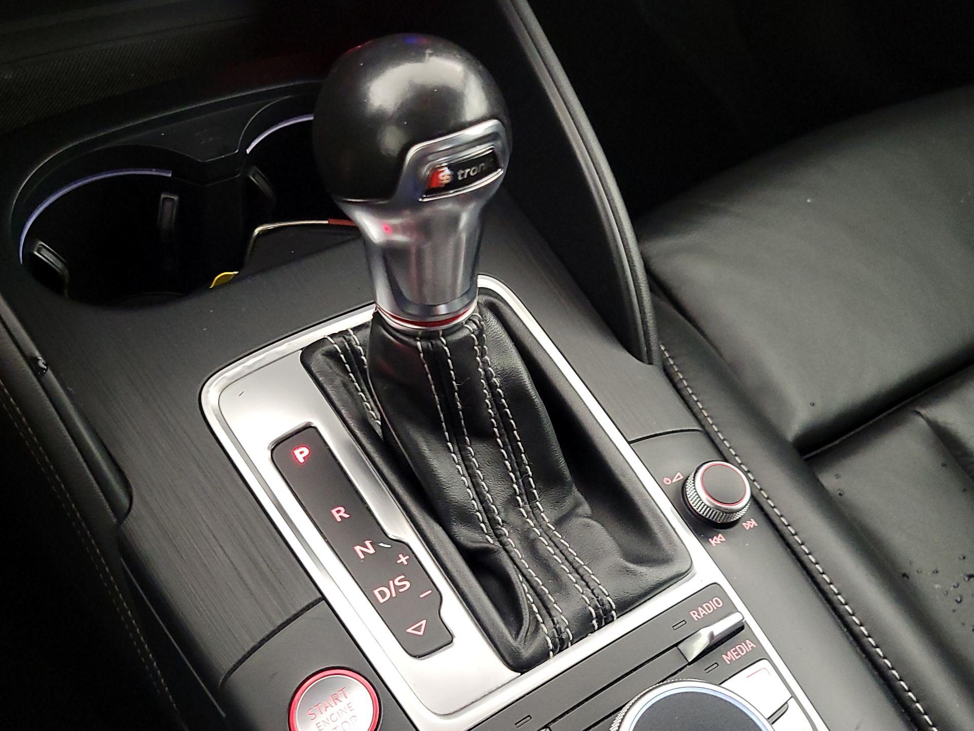 Thumbnail: 2016 Audi S3 - 18