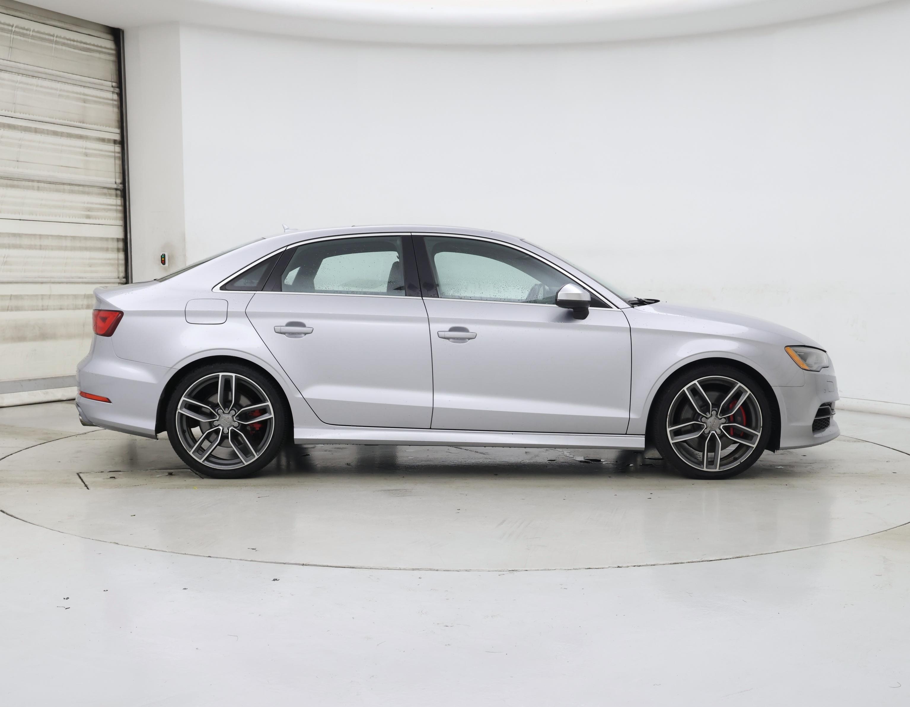 Thumbnail: 2016 Audi S3 - 7