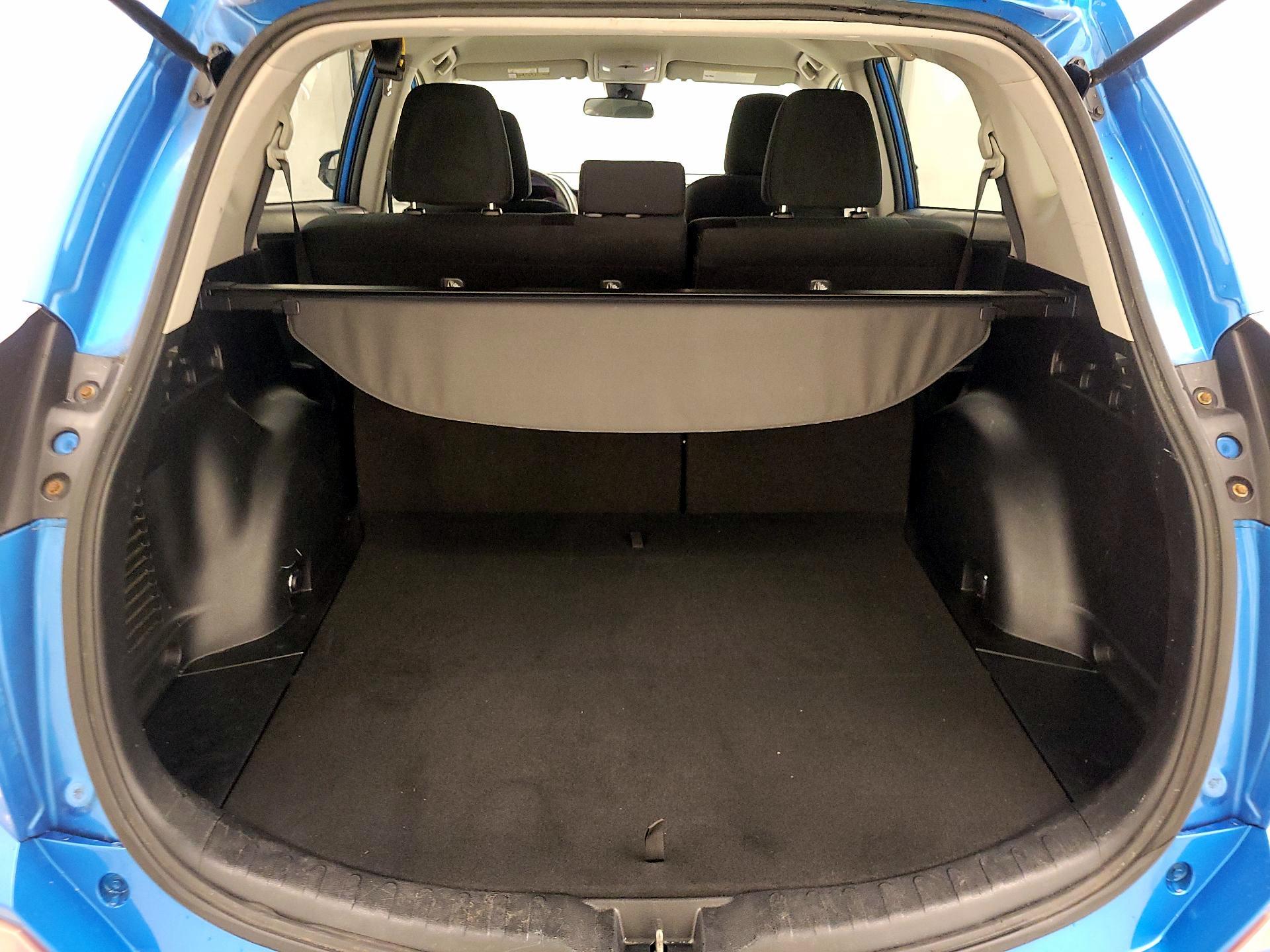Thumbnail: 2017 Toyota RAV4 - 20