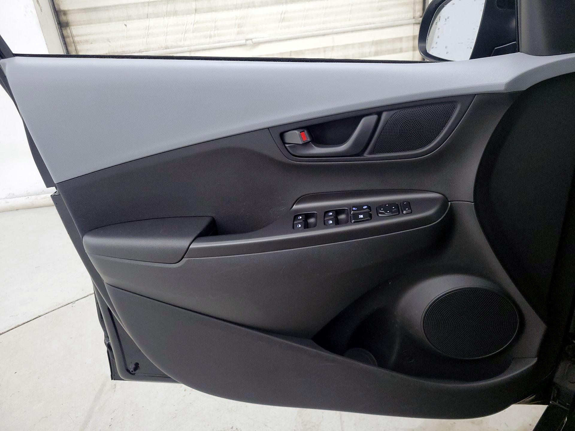 Thumbnail: 2019 Hyundai Kona - 12