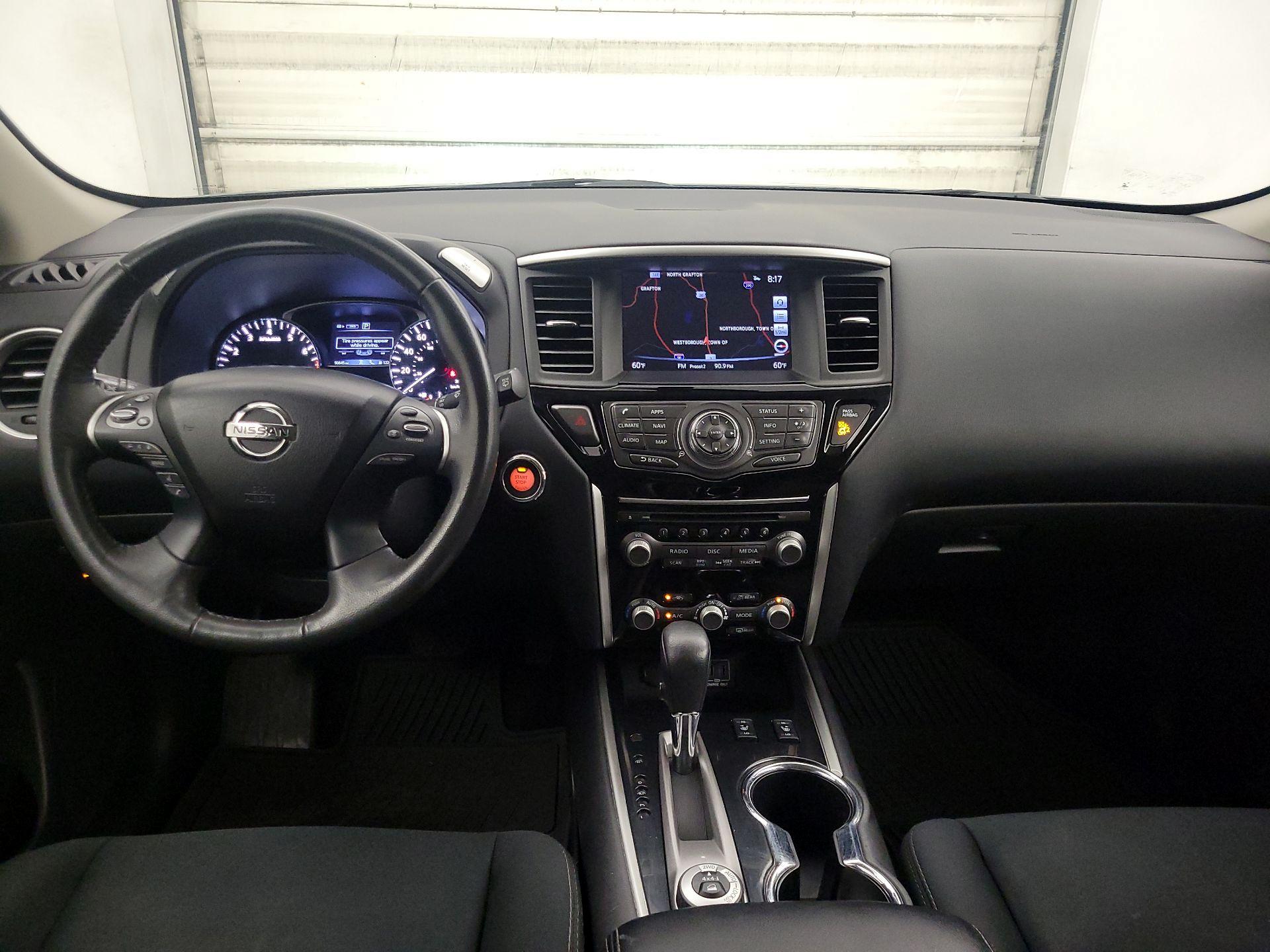Thumbnail: 2018 Nissan Pathfinder - 9