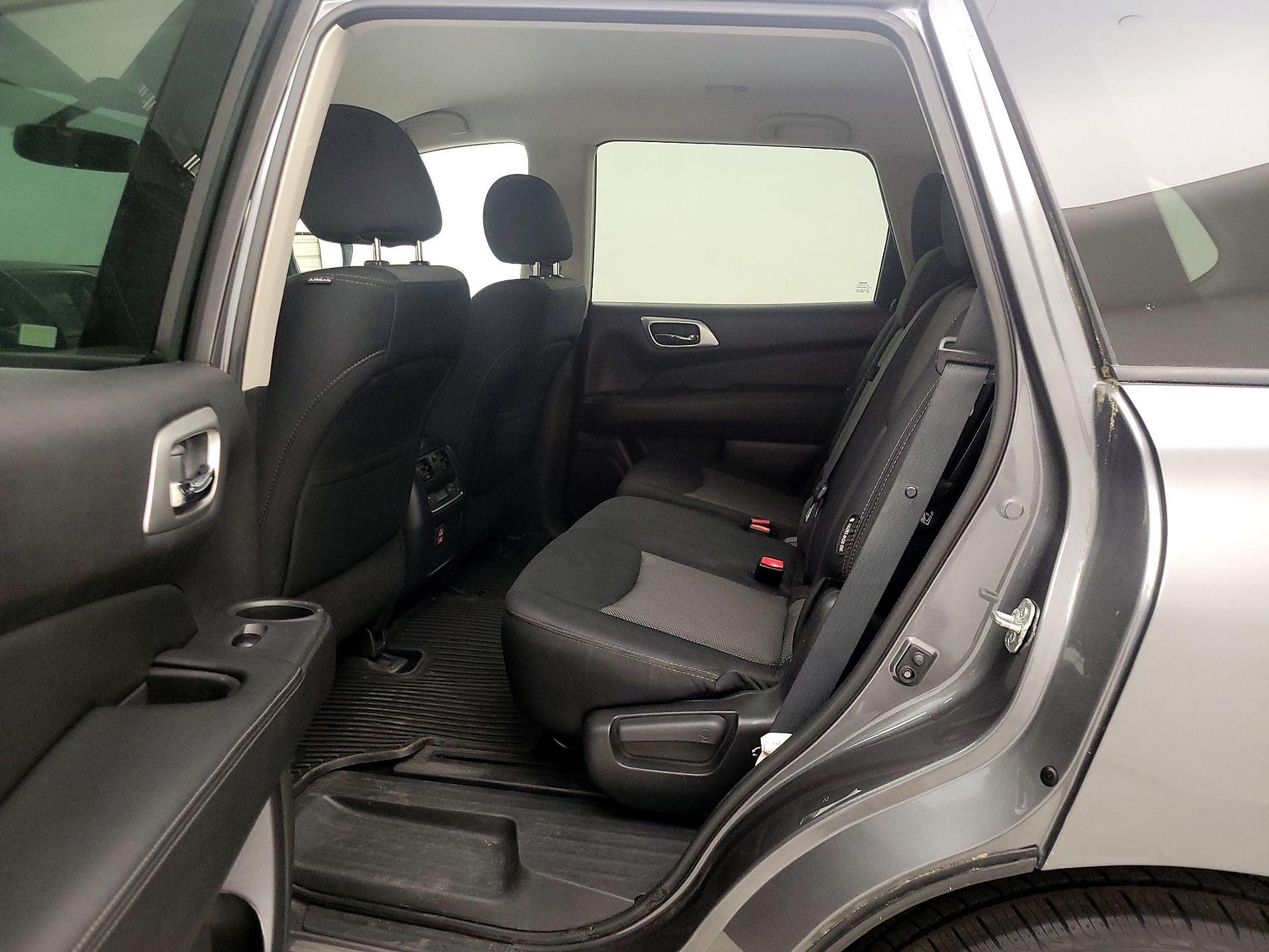 Thumbnail: 2018 Nissan Pathfinder - 20