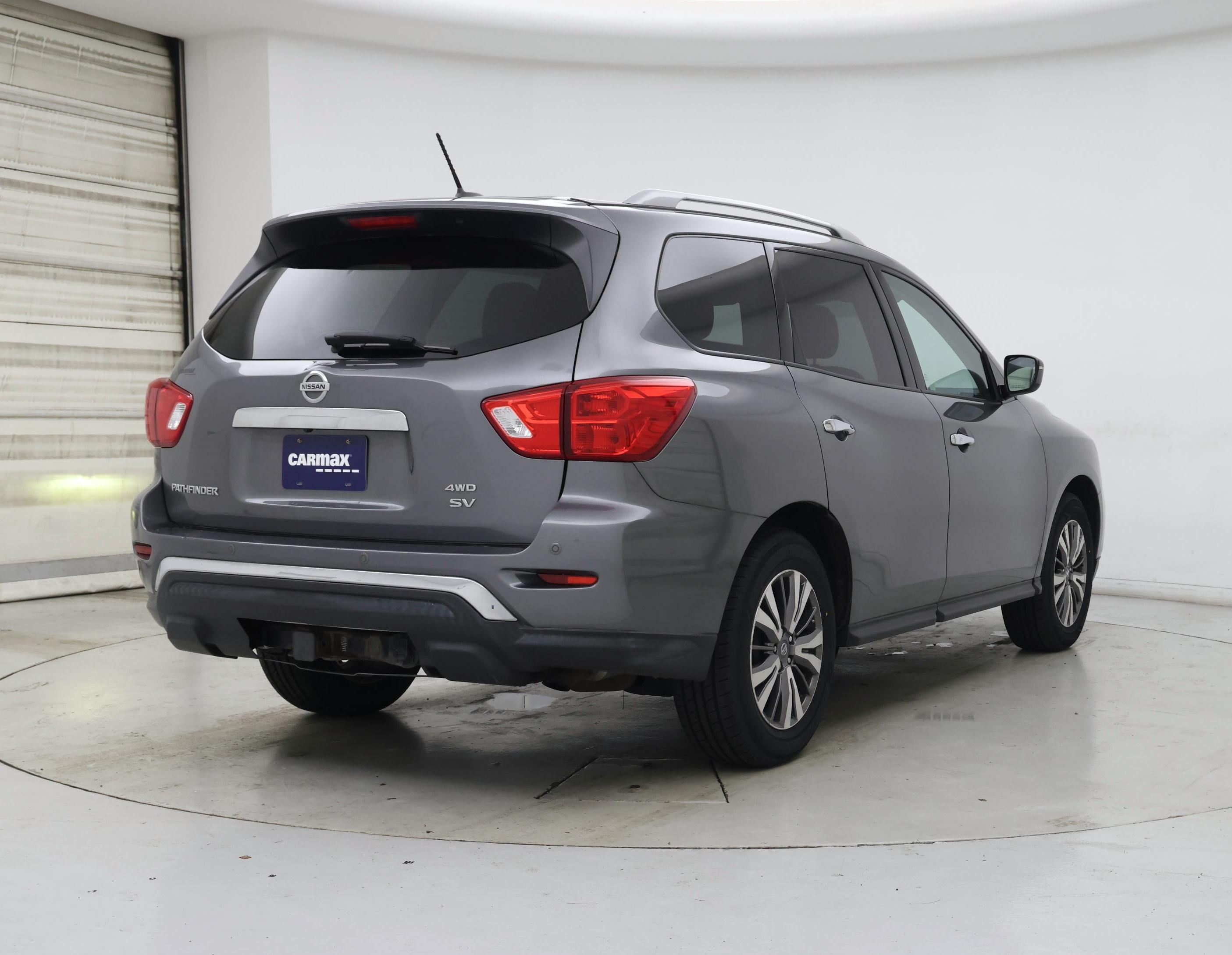 Thumbnail: 2018 Nissan Pathfinder - 8