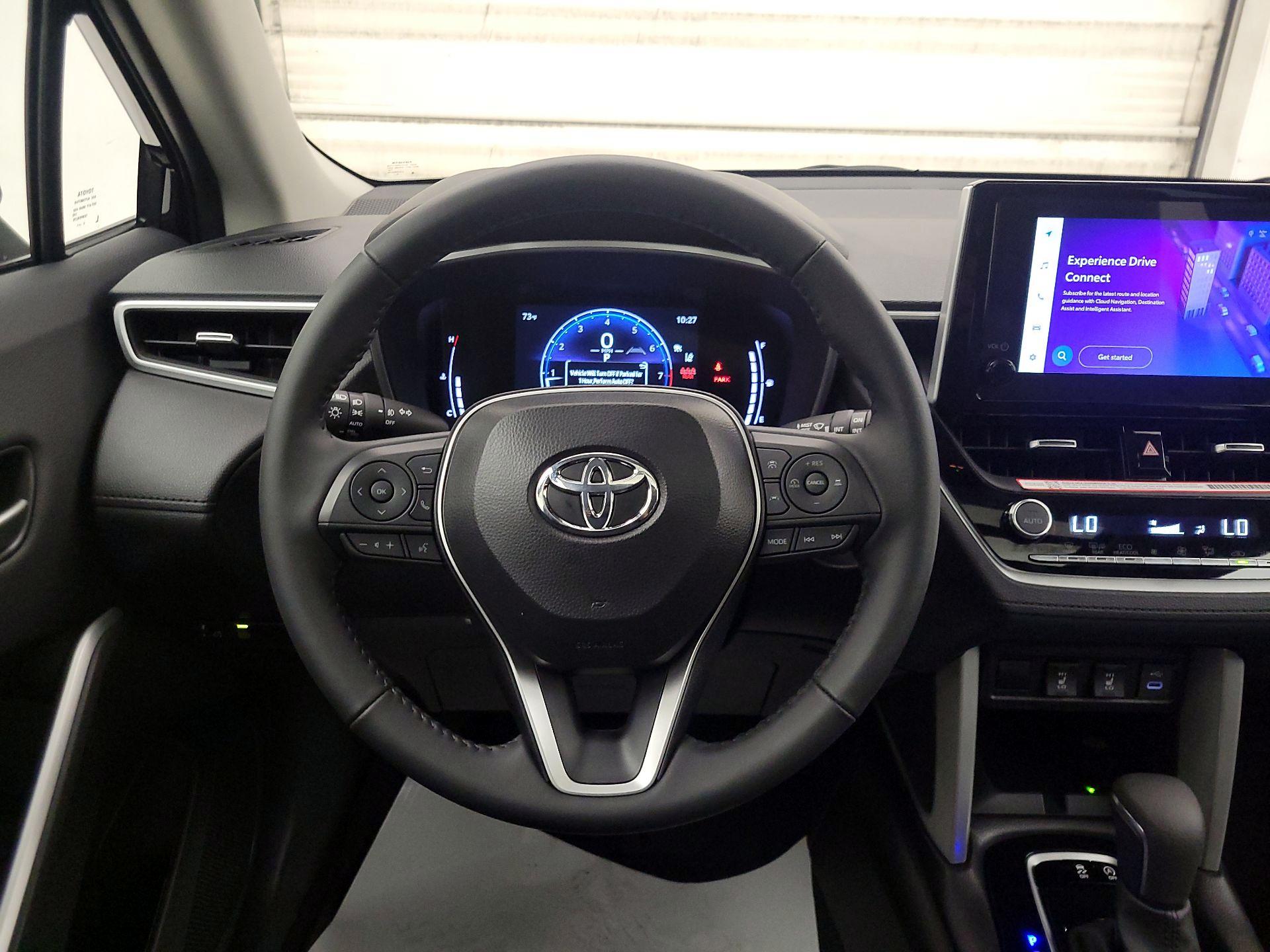 Thumbnail: 2025 Toyota Corolla Cross - 10
