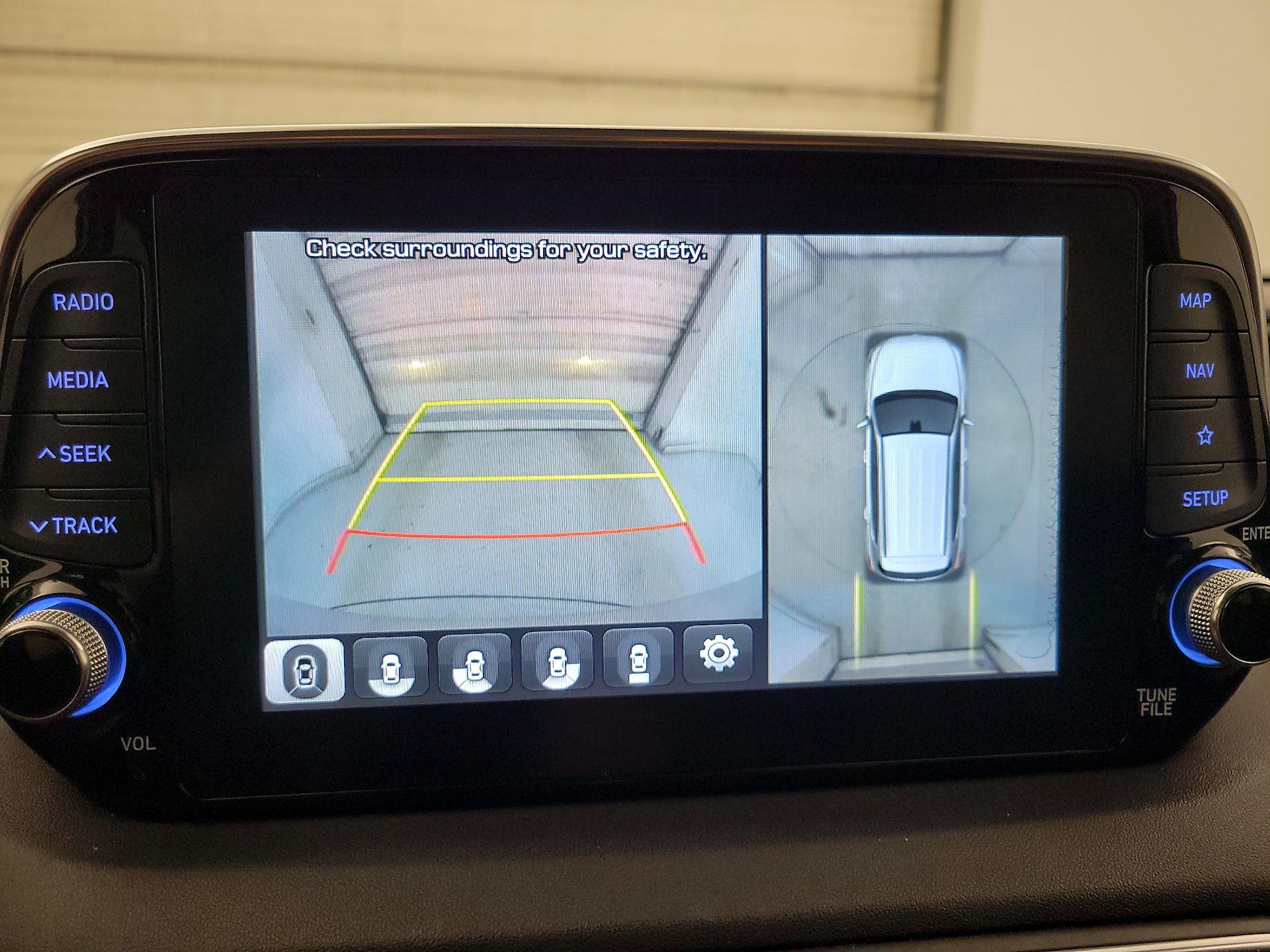 Thumbnail: 2019 Hyundai Santa Fe - 15
