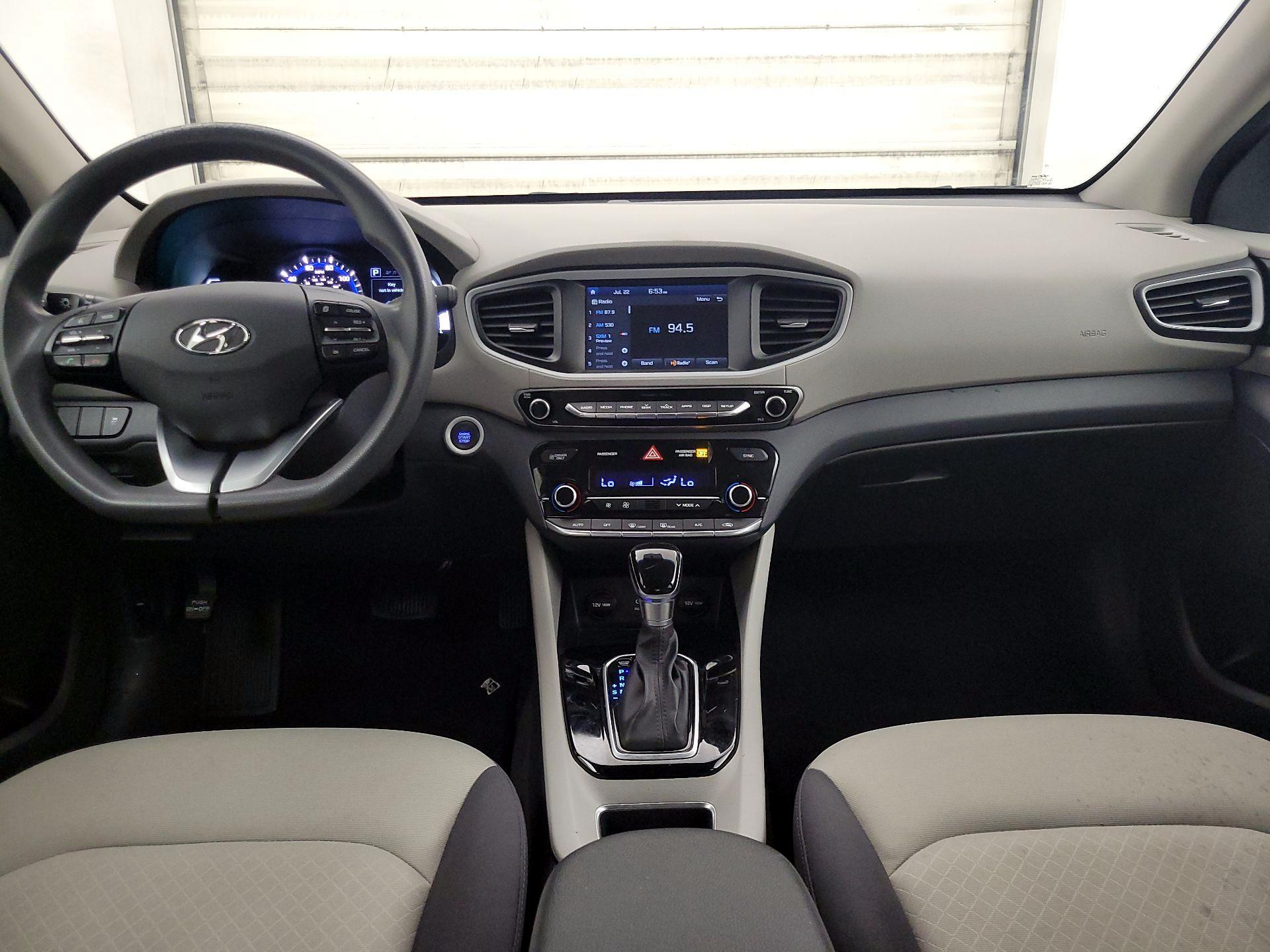 Thumbnail: 2018 Hyundai Ioniq - 9