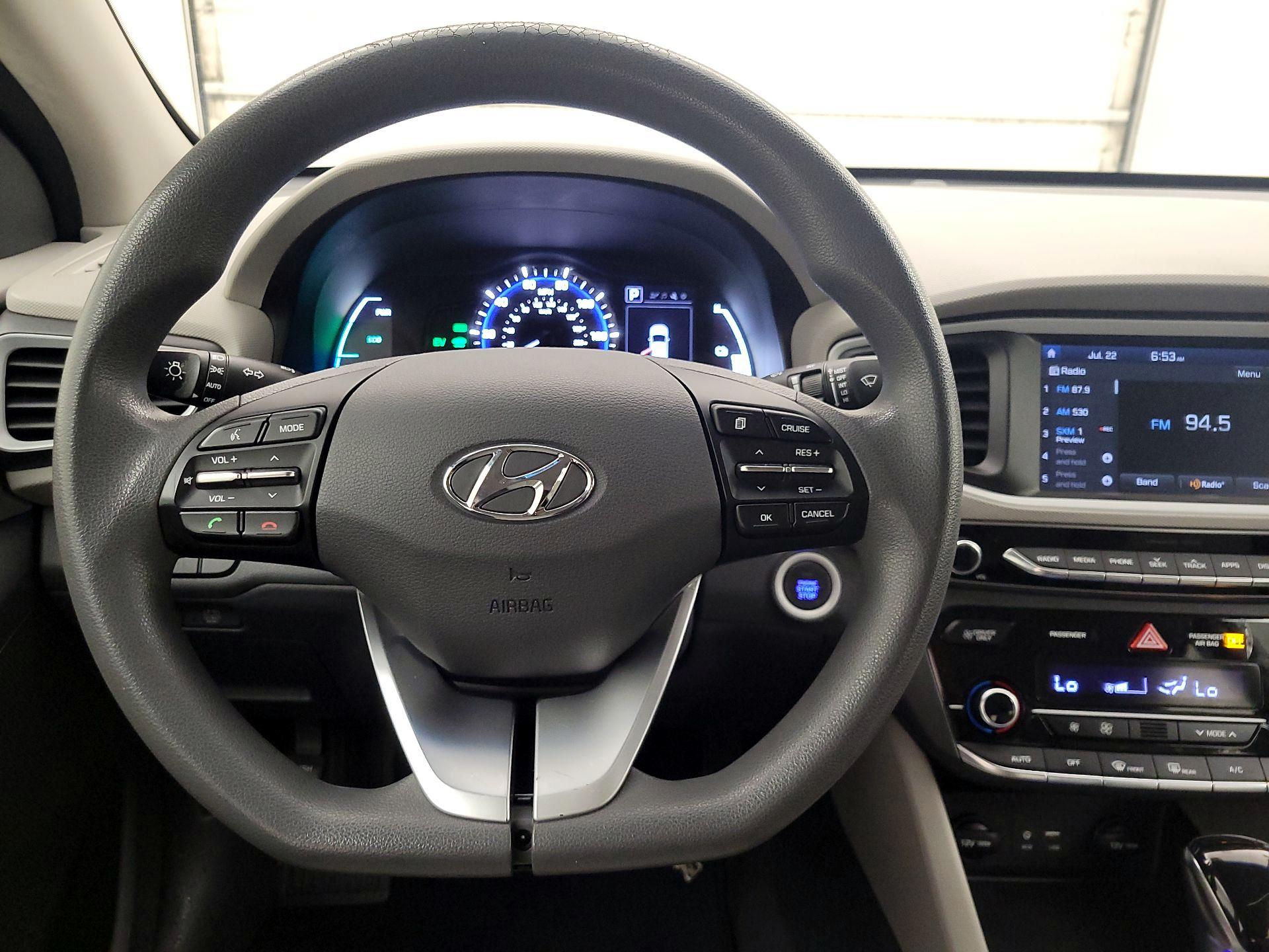 Thumbnail: 2018 Hyundai Ioniq - 10