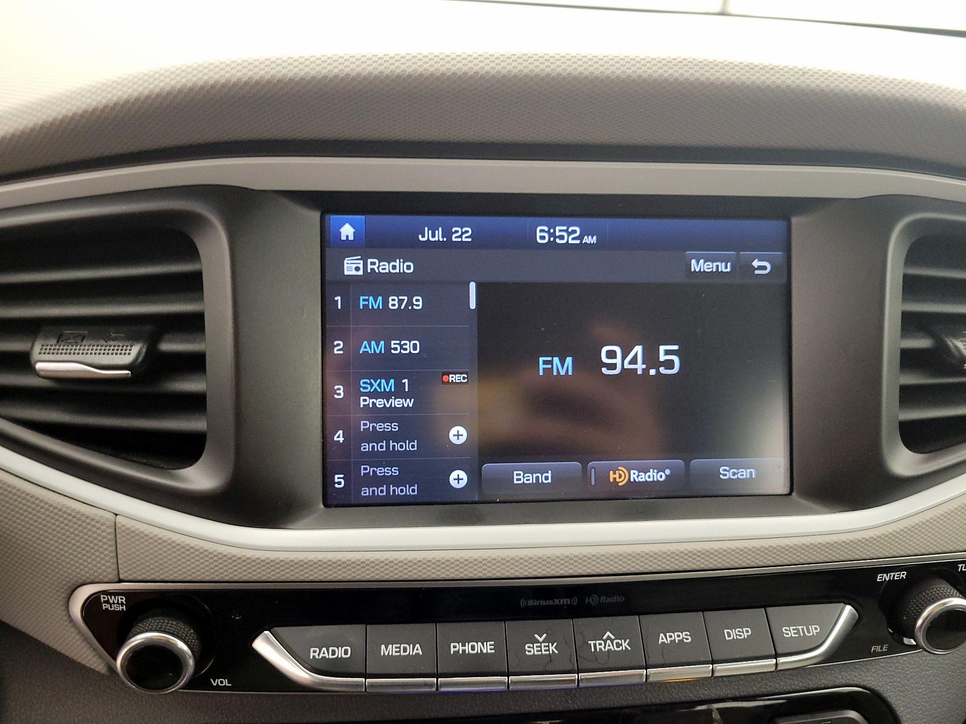 Thumbnail: 2018 Hyundai Ioniq - 15