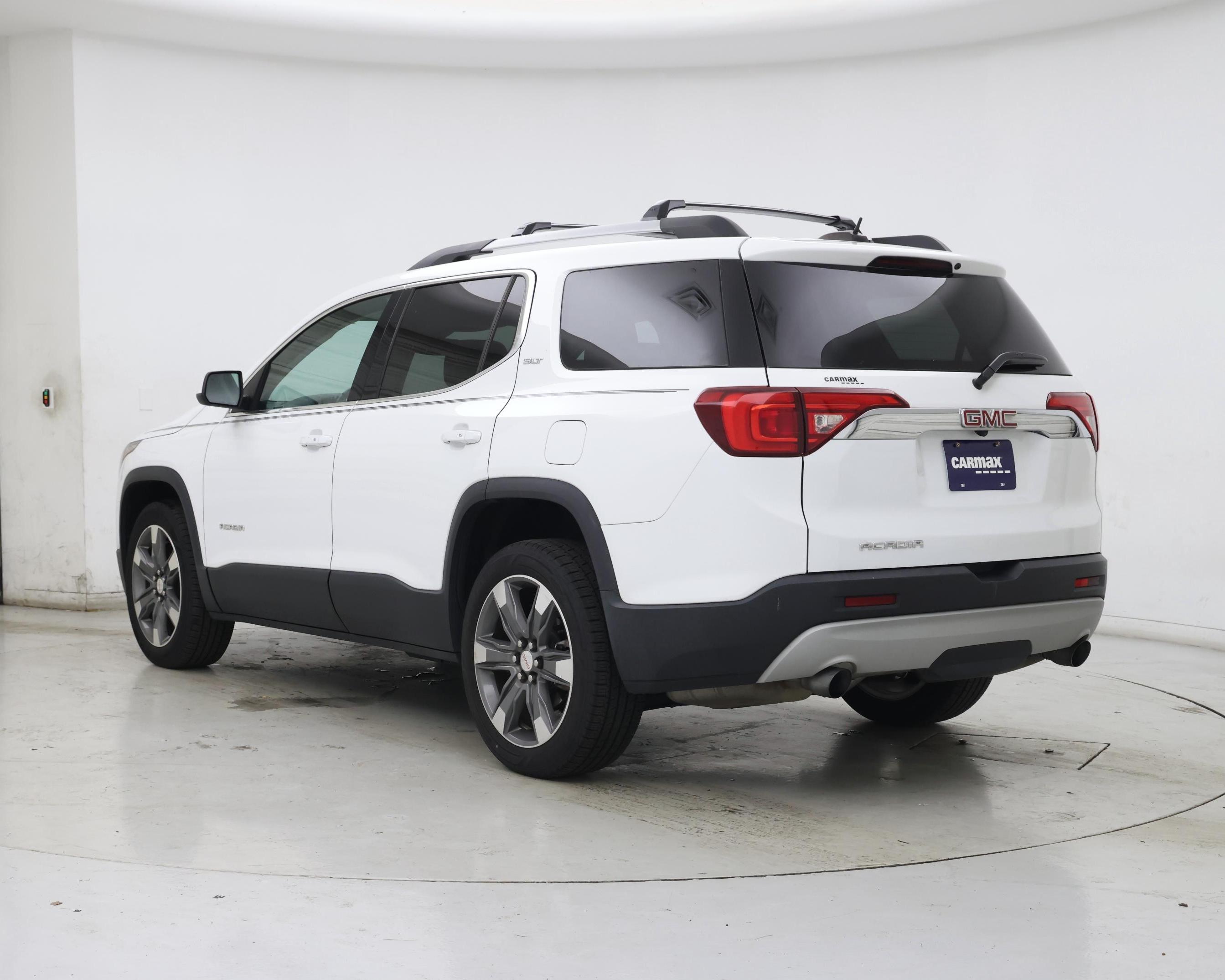Thumbnail: 2017 GMC Acadia - 2