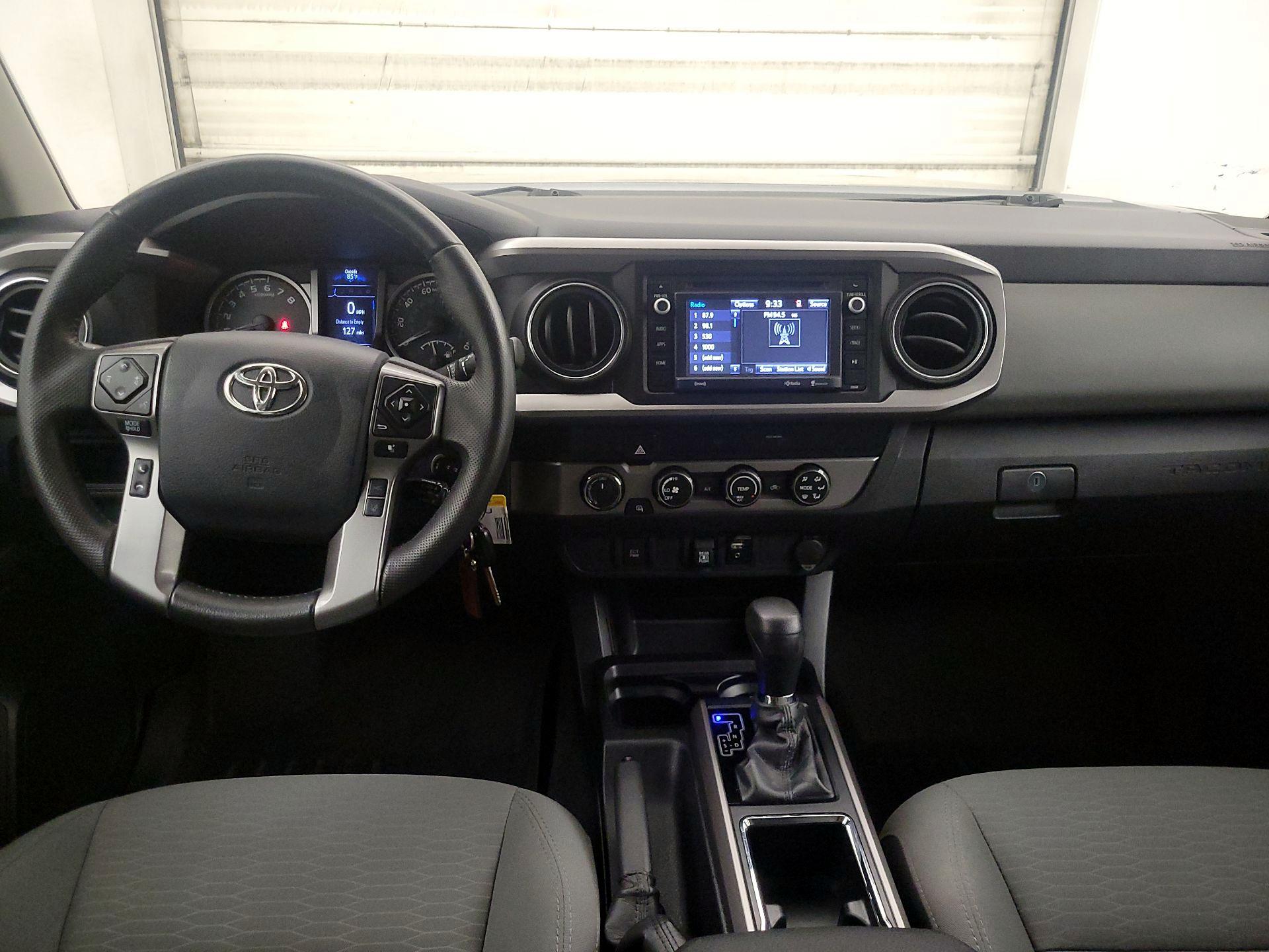Thumbnail: 2019 Toyota Tacoma - 9
