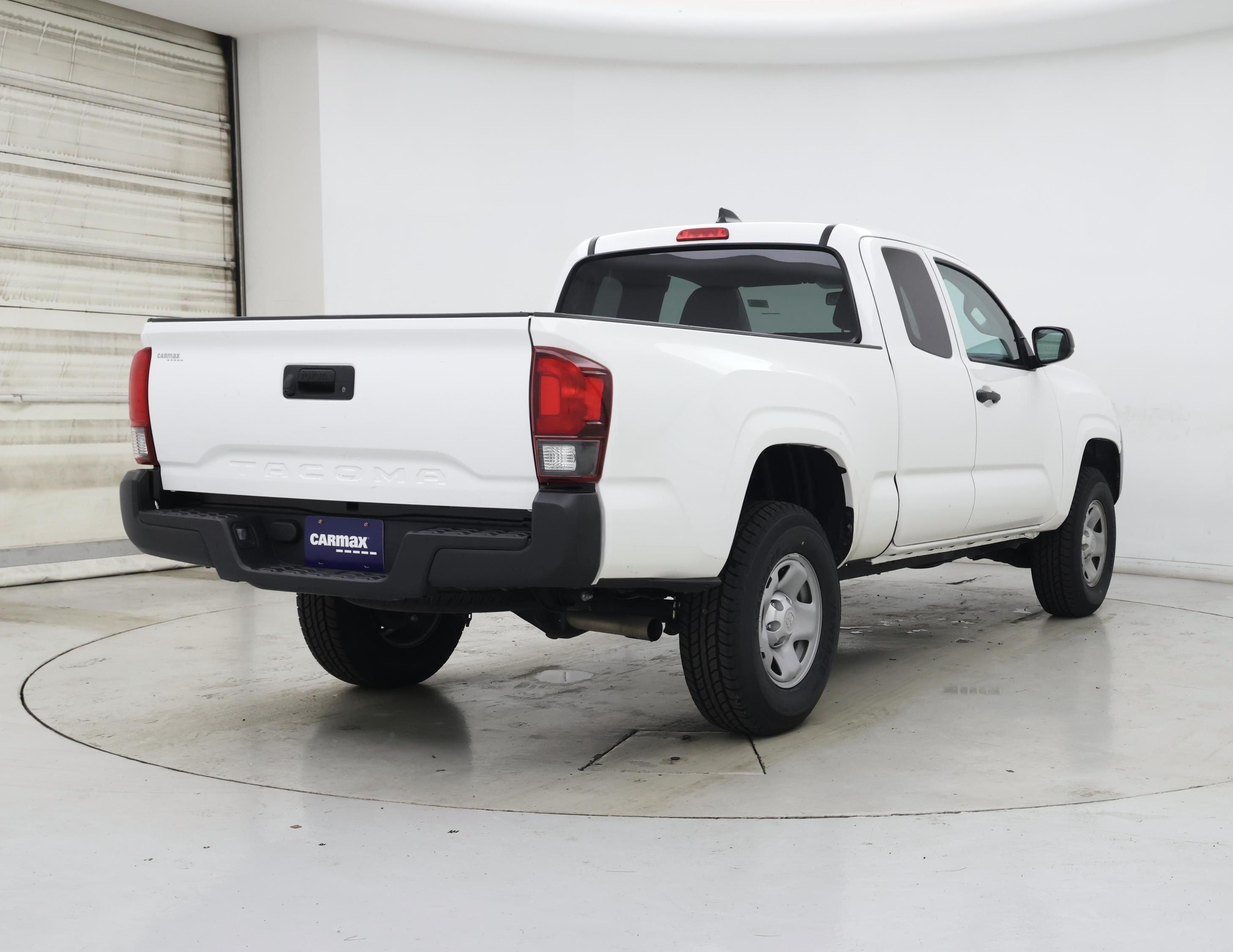 Thumbnail: 2023 Toyota Tacoma - 8