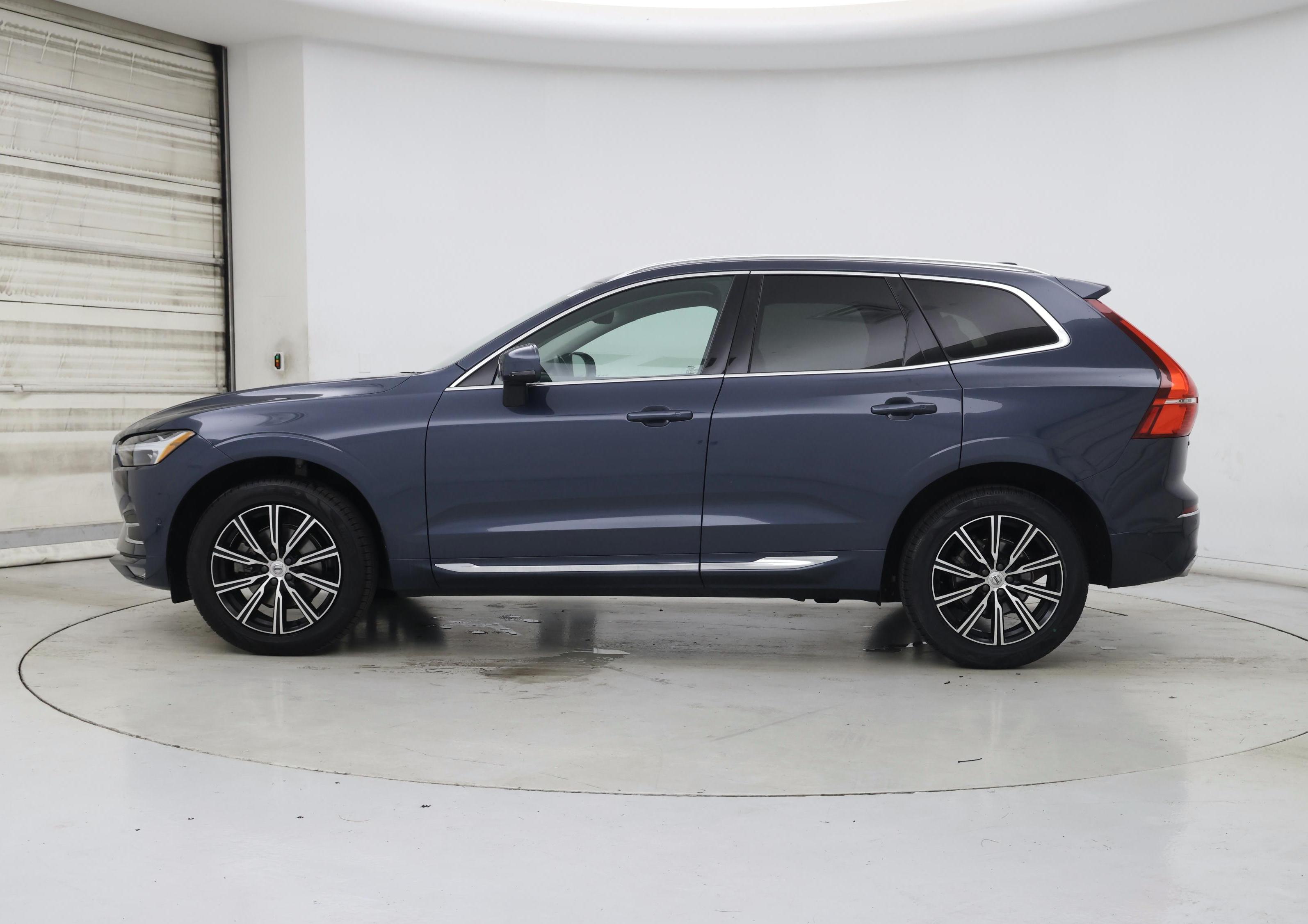 Thumbnail: 2021 Volvo XC60 - 3