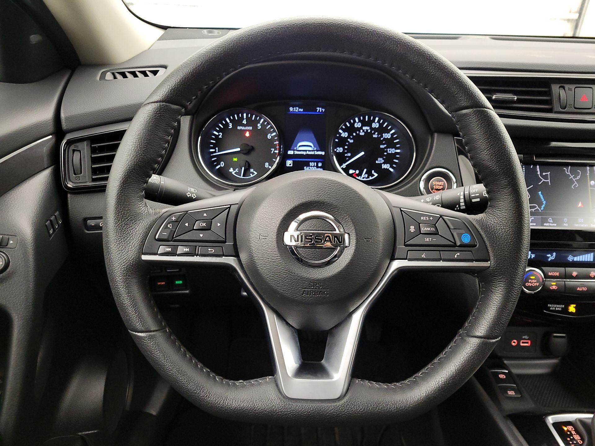 Thumbnail: 2020 Nissan Rogue - 10