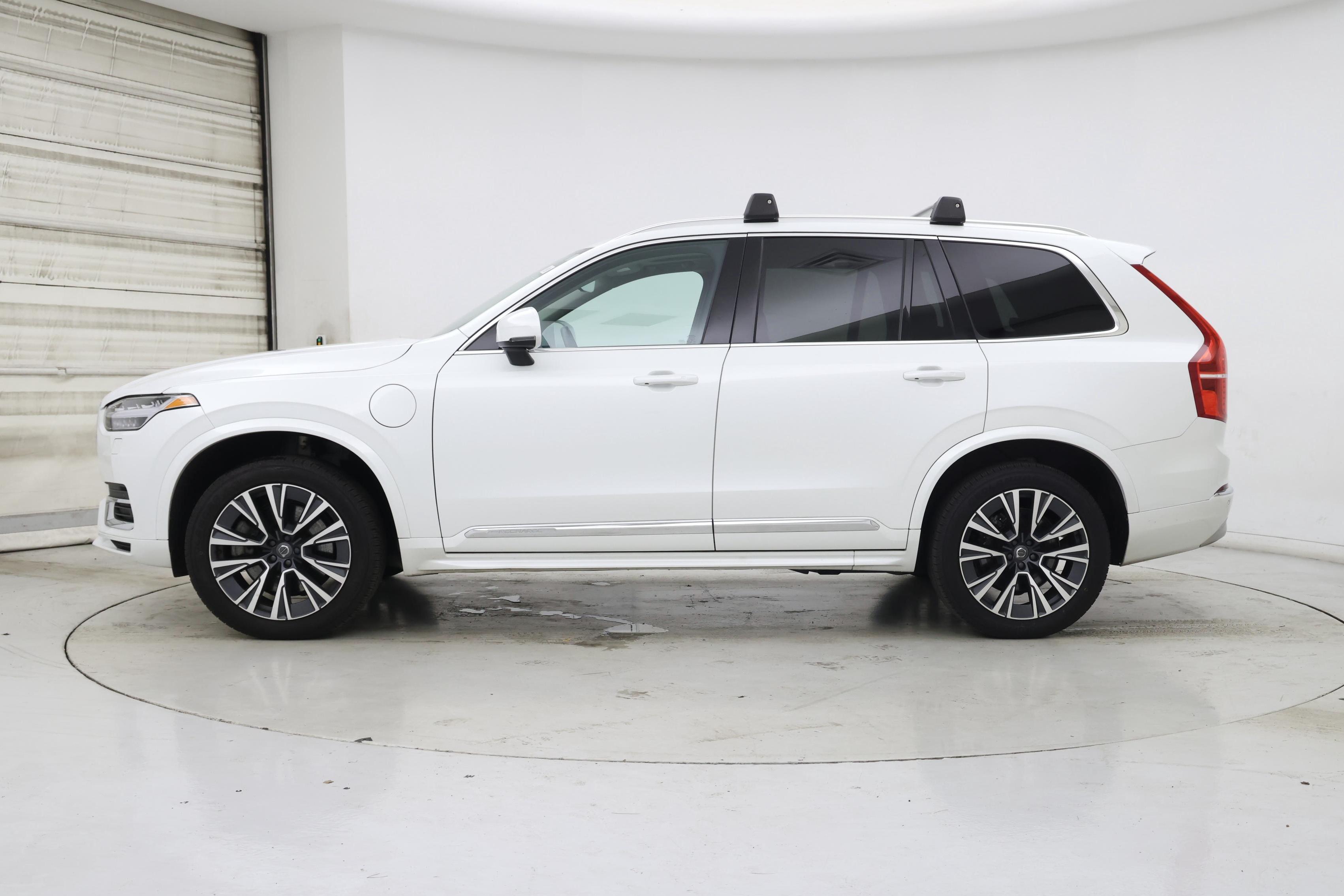 Thumbnail: 2022 Volvo XC90 - 3
