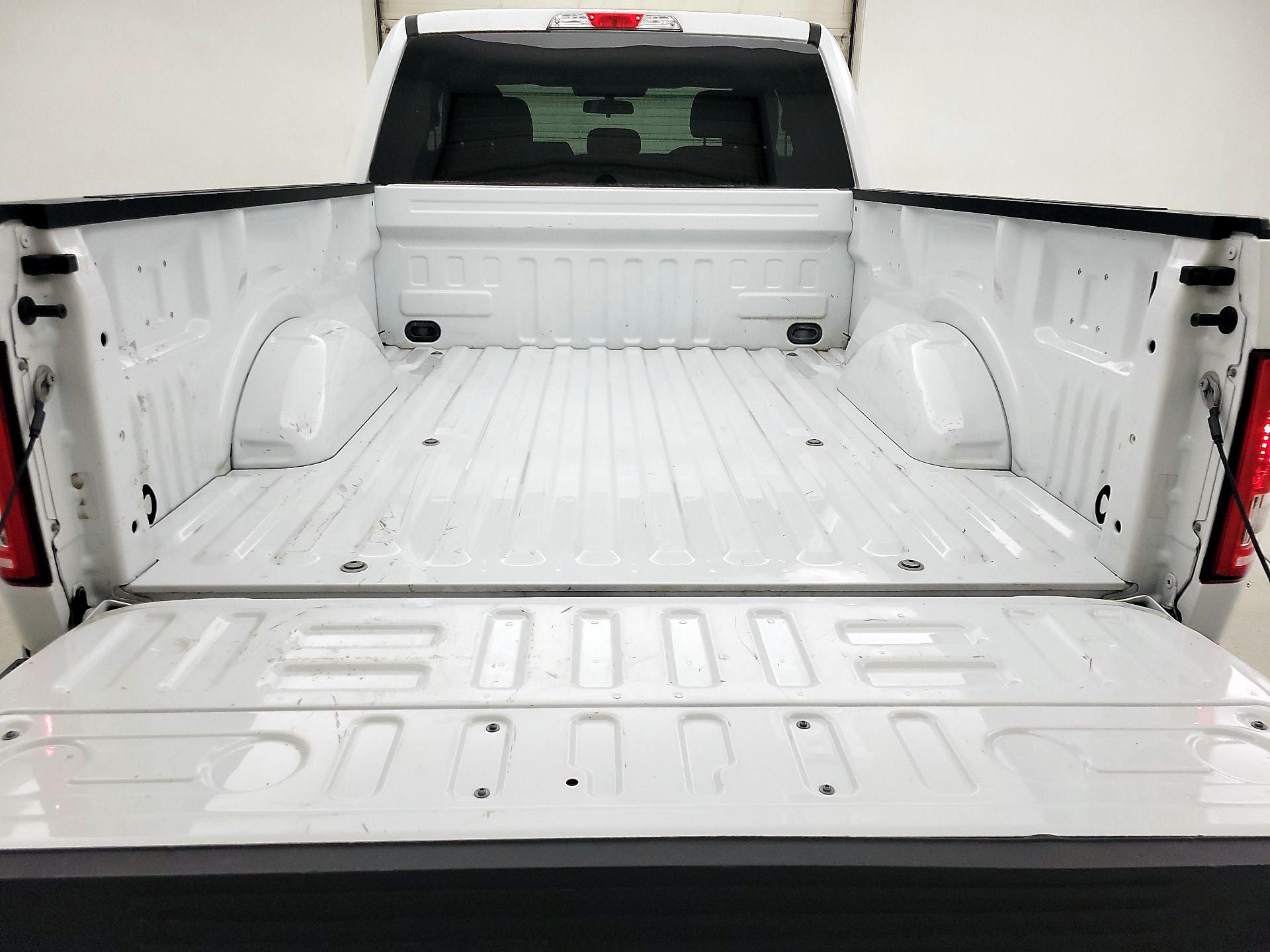 Thumbnail: 2017 Ford F-150 - 20