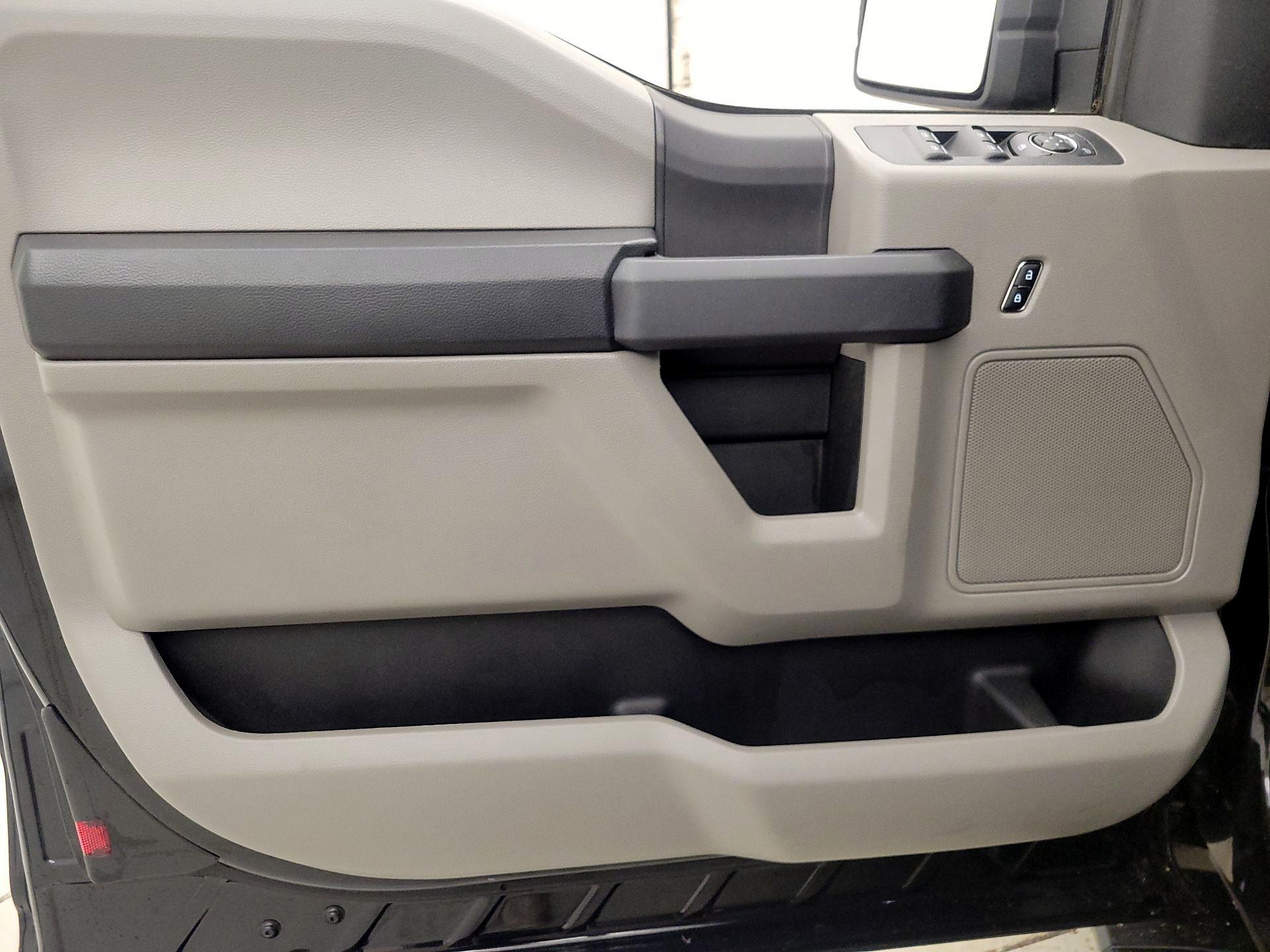 Thumbnail: 2019 Ford F-150 - 12