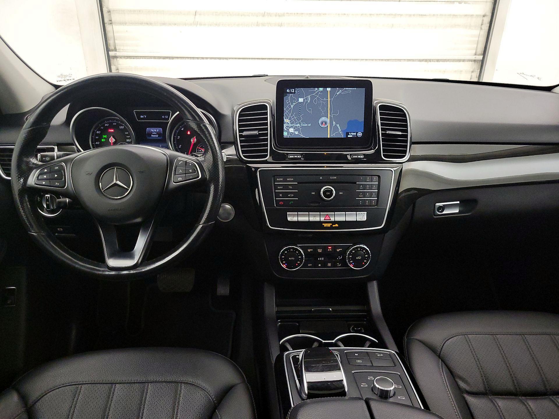 Thumbnail: 2016 Mercedes-Benz GLE - 9
