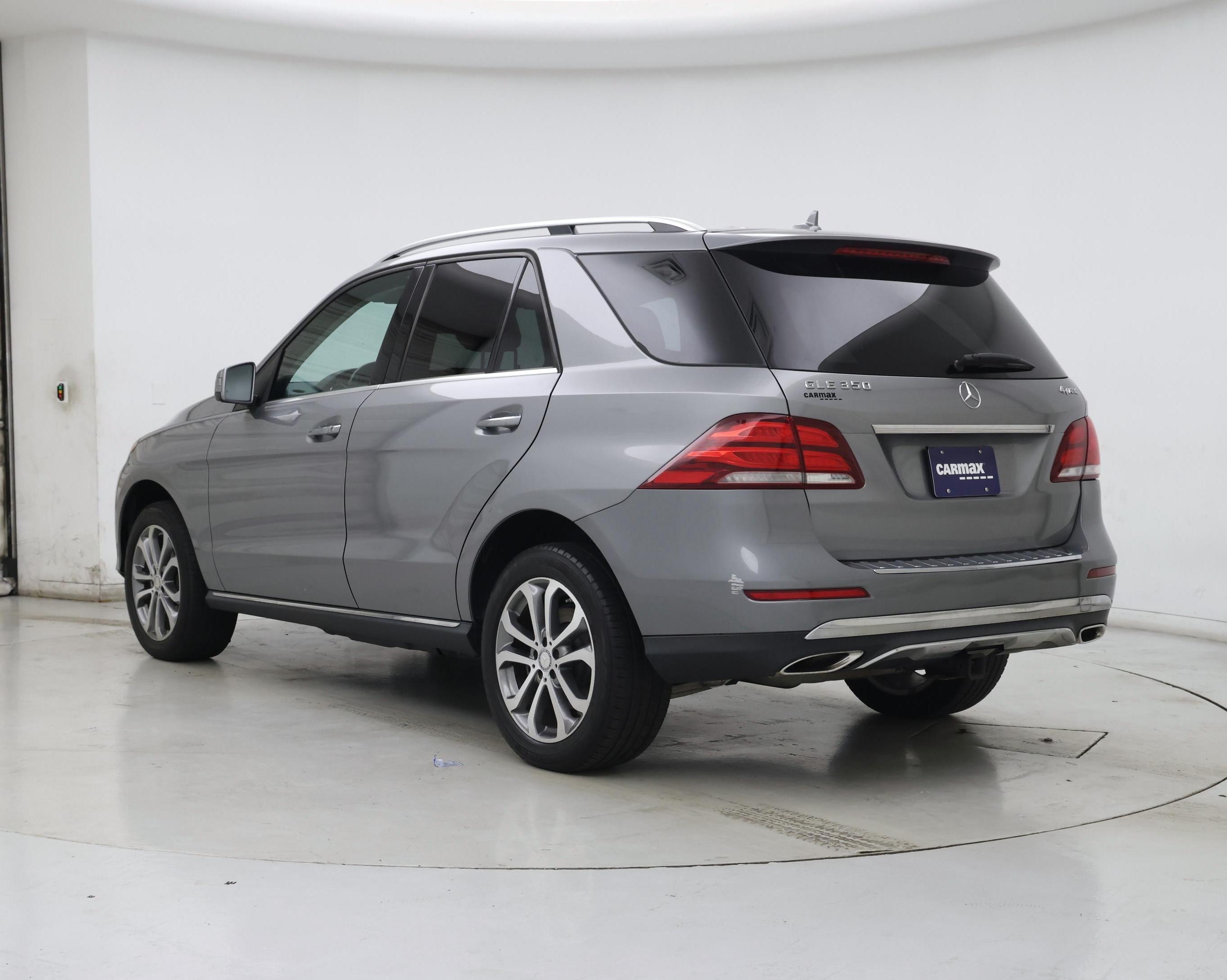 Thumbnail: 2016 Mercedes-Benz GLE - 2