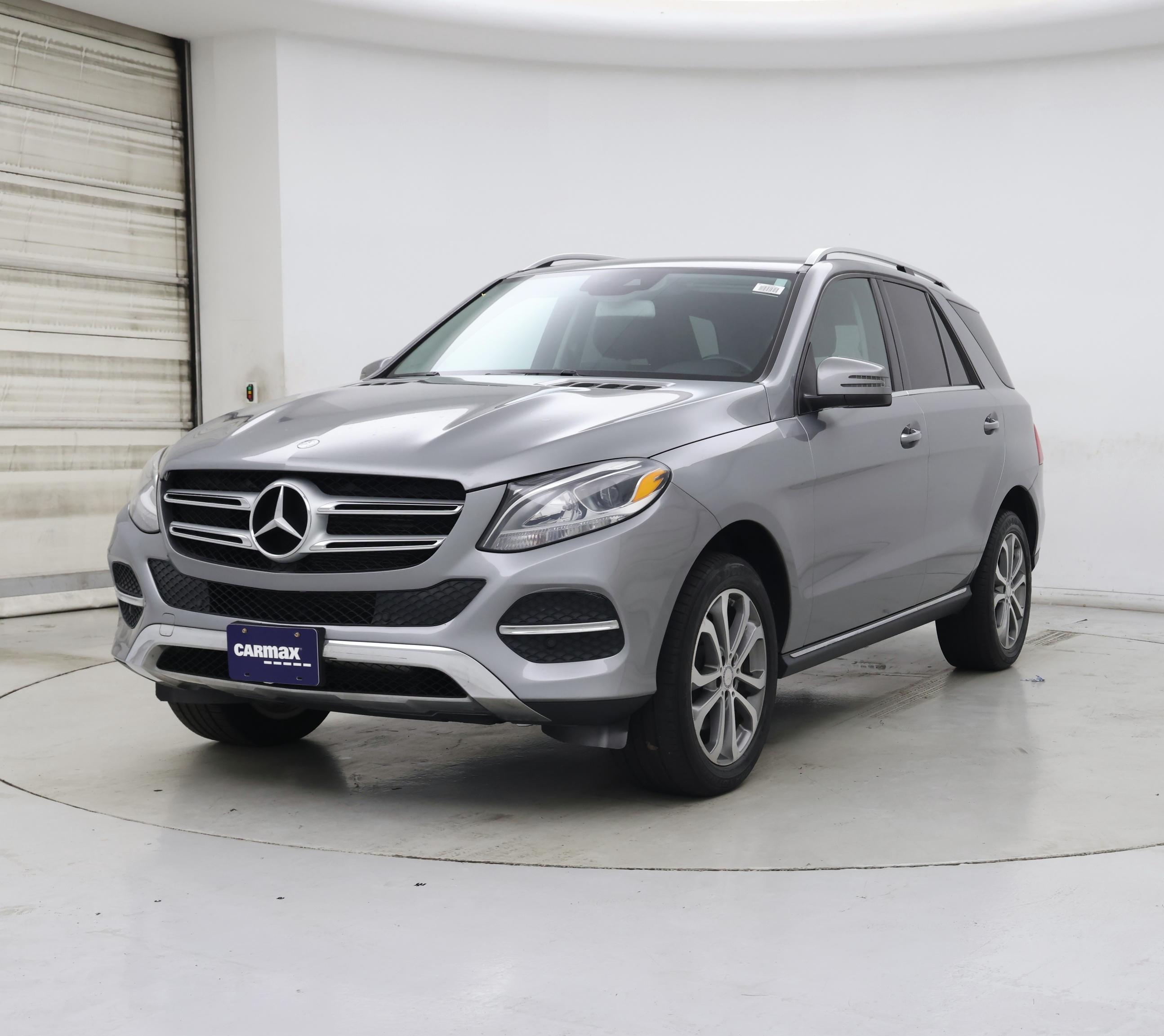 Thumbnail: 2016 Mercedes-Benz GLE - 4