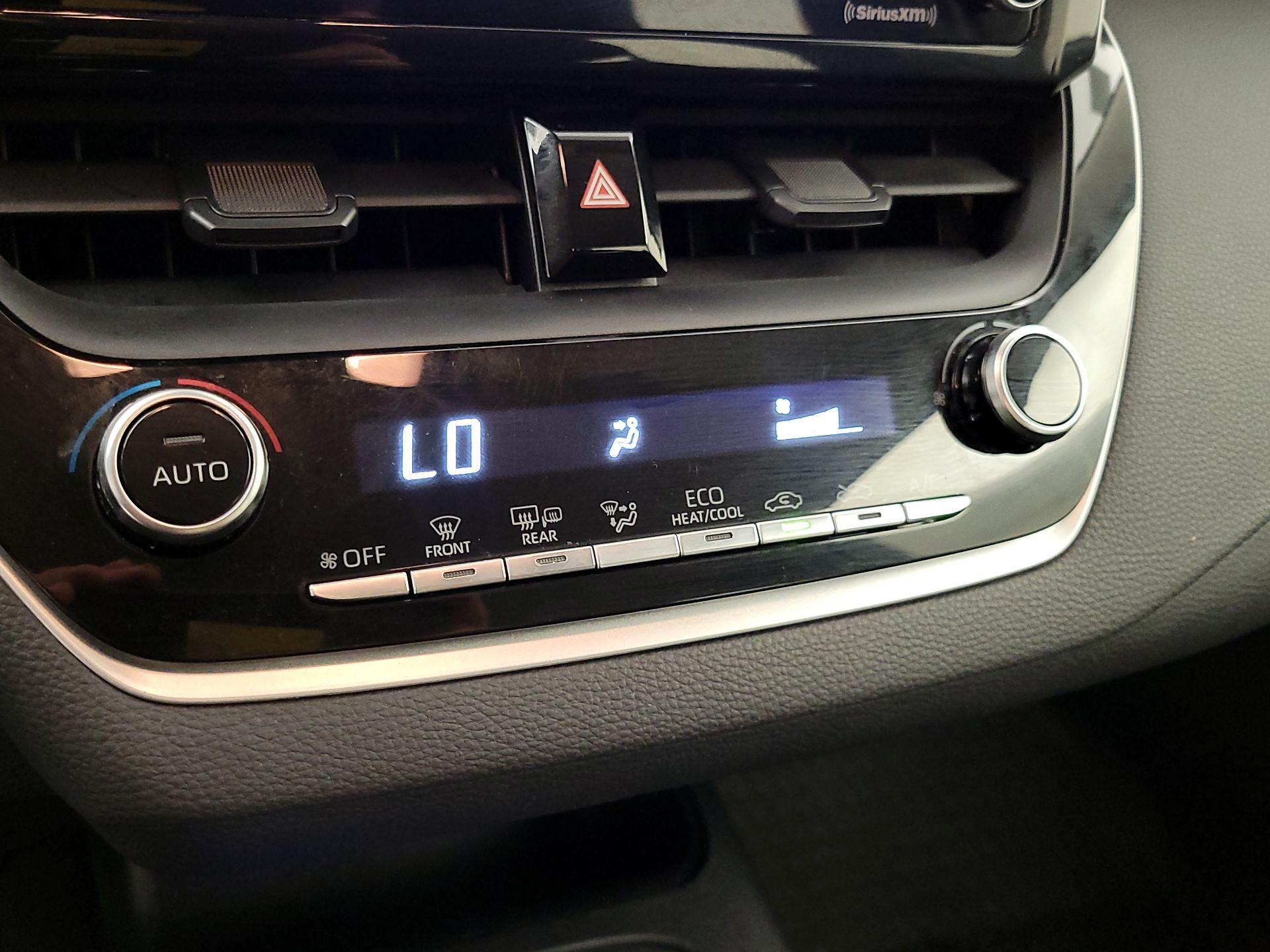 Thumbnail: 2021 Toyota Corolla - 16