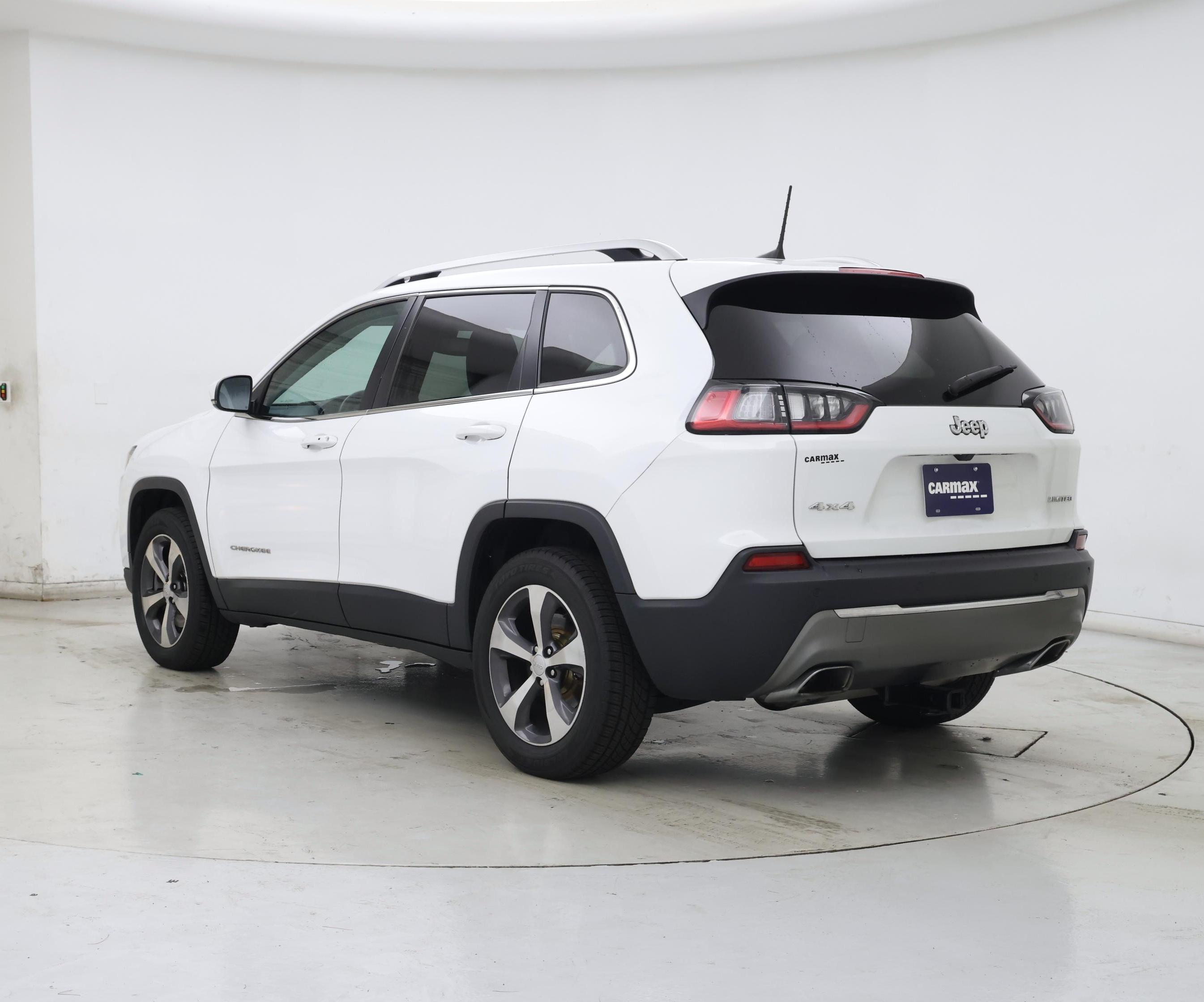 Thumbnail: 2019 Jeep Cherokee - 2