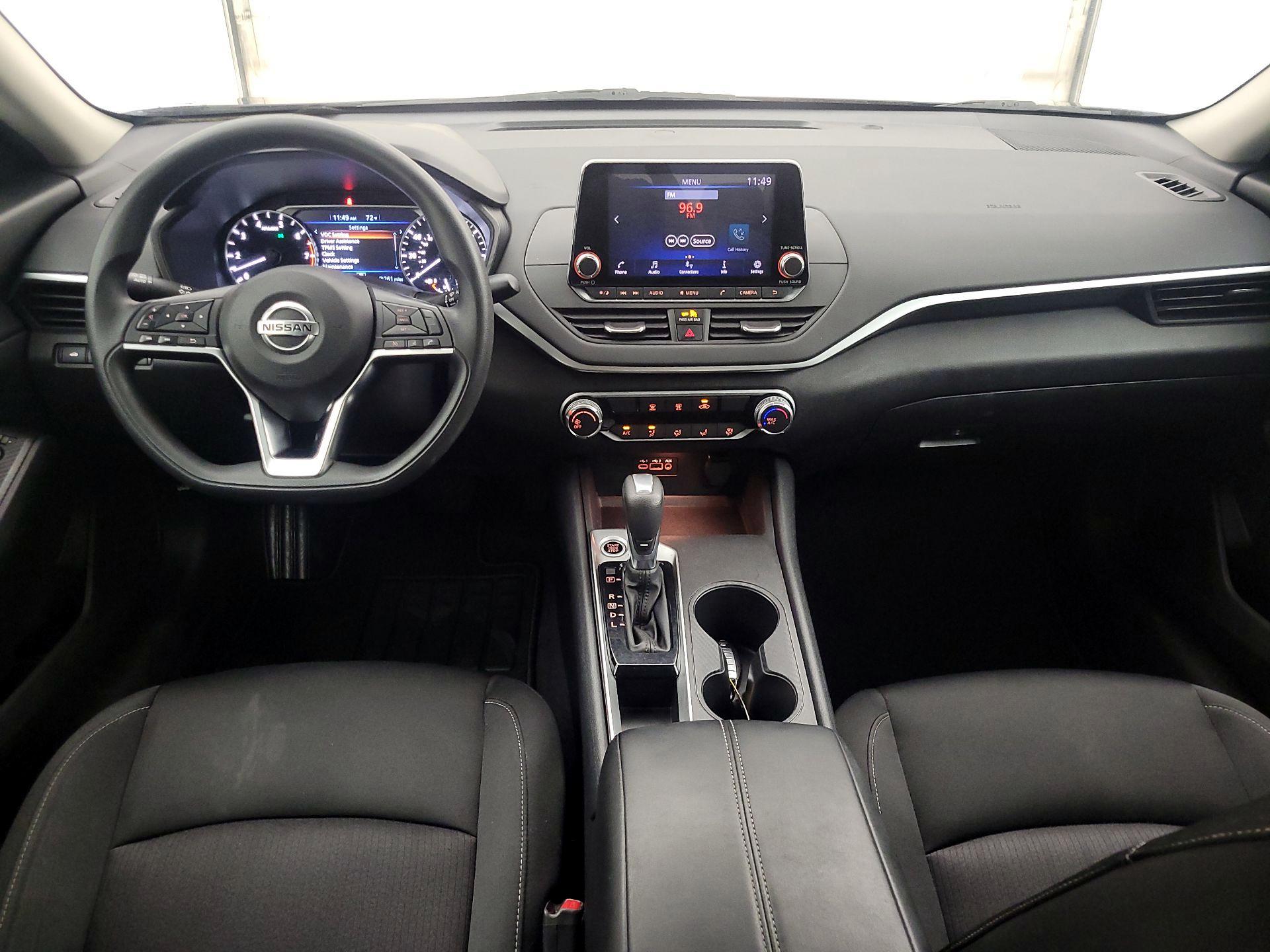 Thumbnail: 2019 Nissan Altima - 9