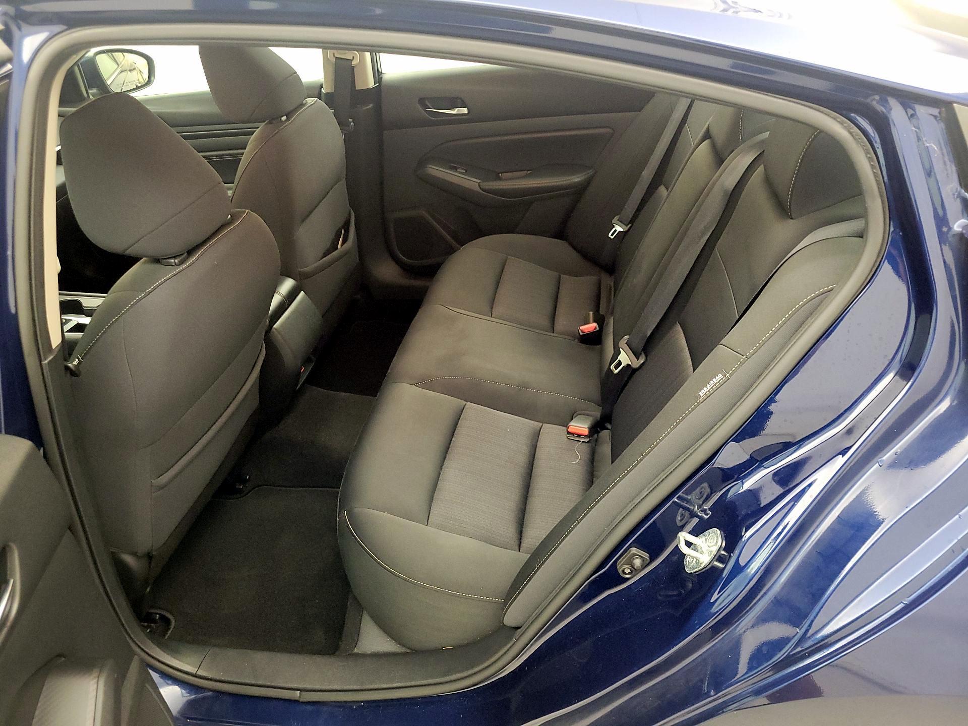 Thumbnail: 2019 Nissan Altima - 19