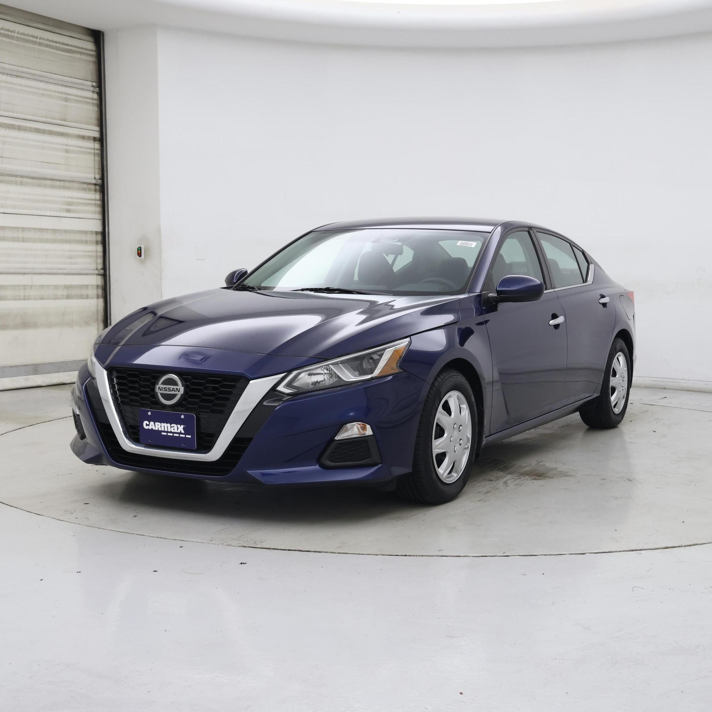 Thumbnail: 2019 Nissan Altima - 4