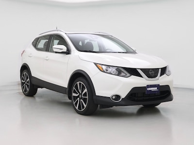 White 2017 Nissan Rogue Sport SL